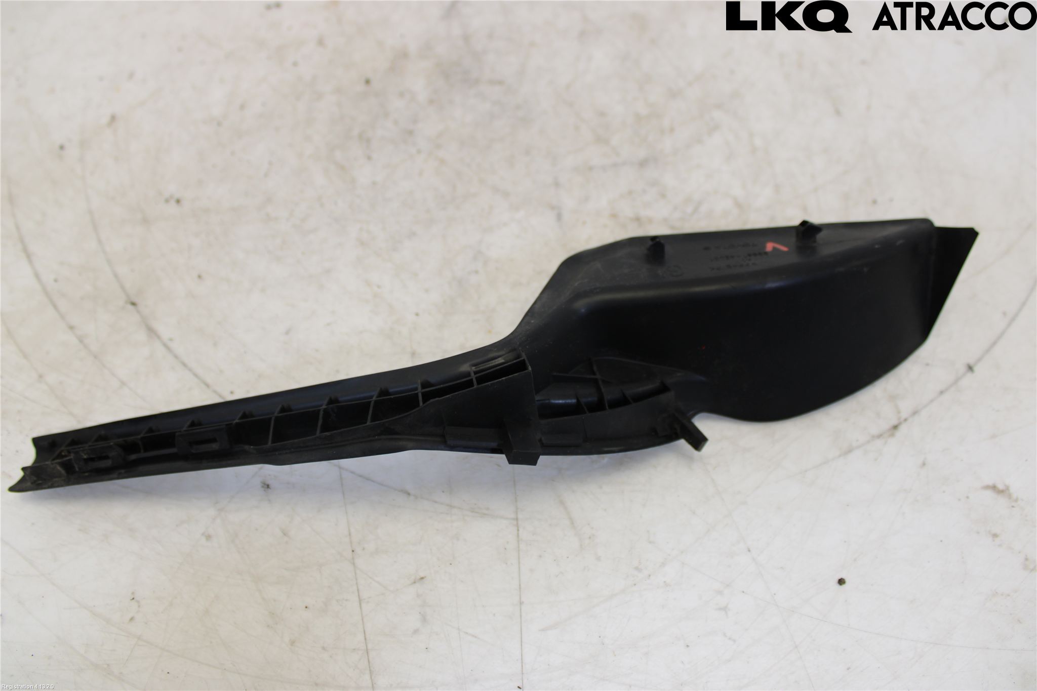 Toyota RAV4 19- Torpedplåt-Torpedplast