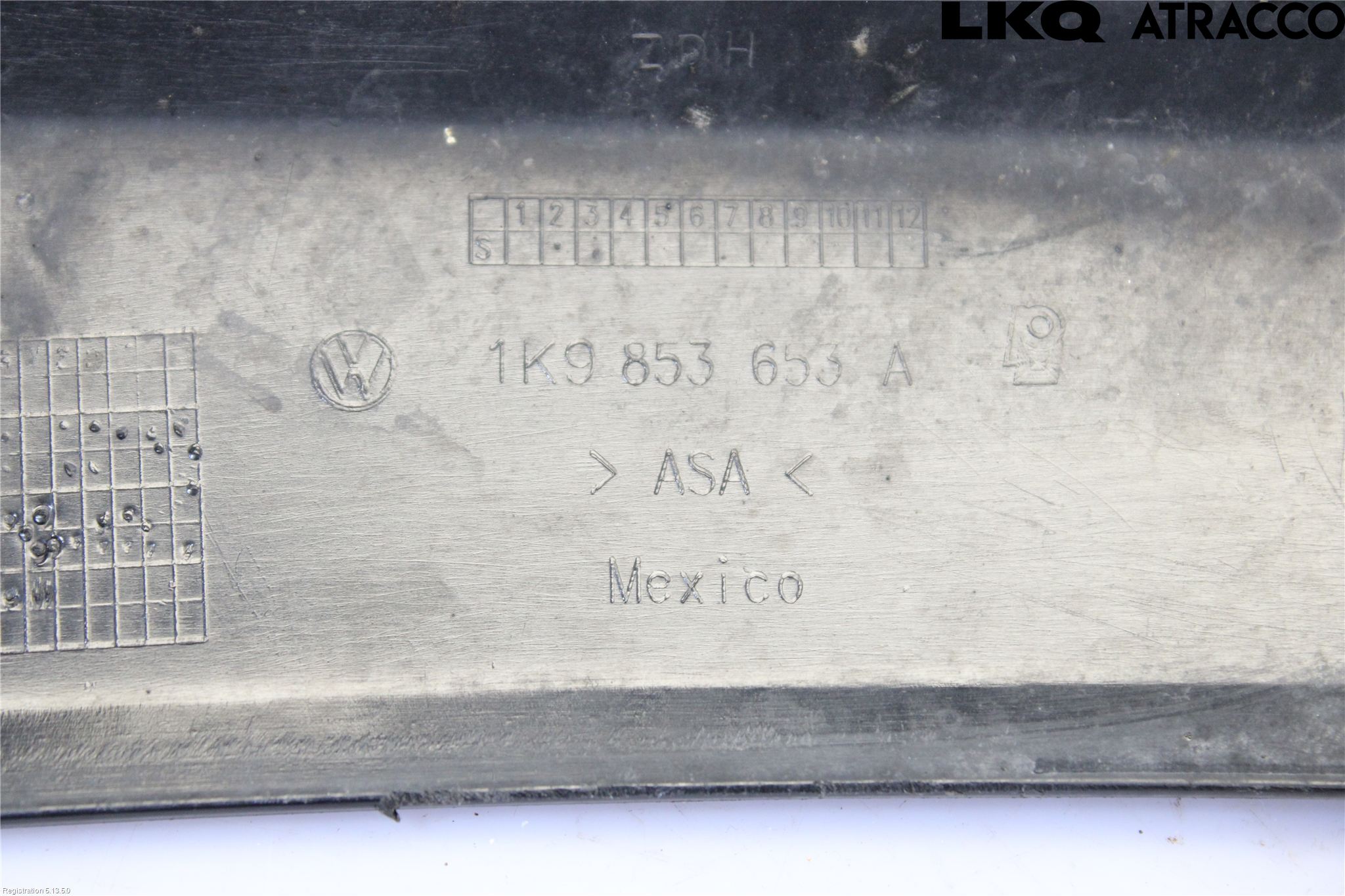 Volkswagen VW GOLF VI 09-13 Grill Komp