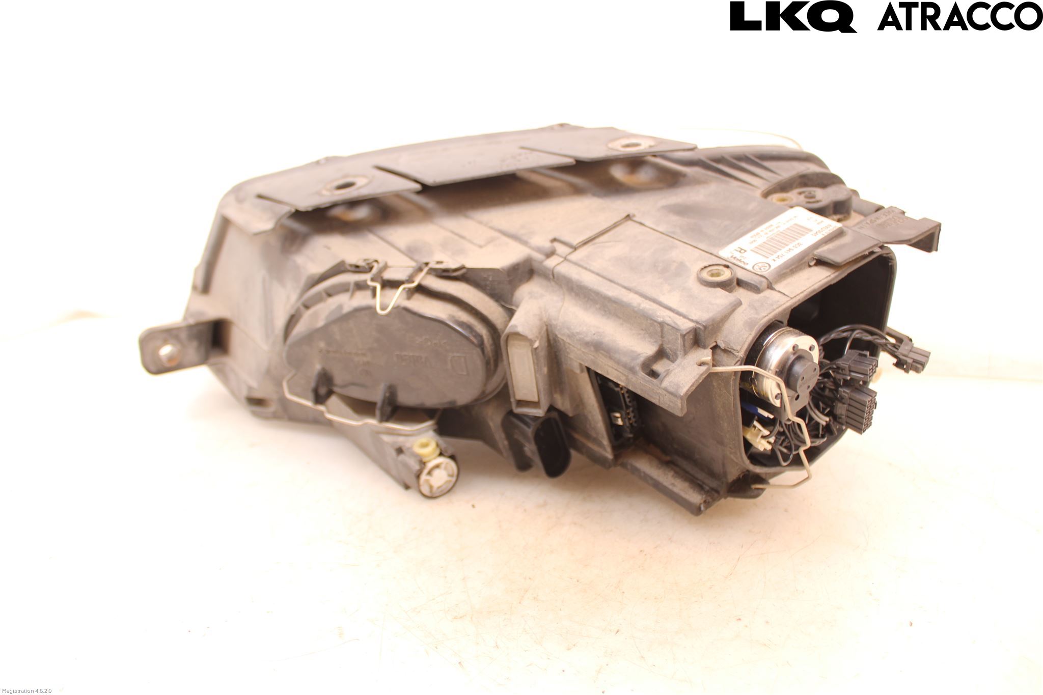 Volkswagen VW PASSAT 05-11 Strålkastare Höger