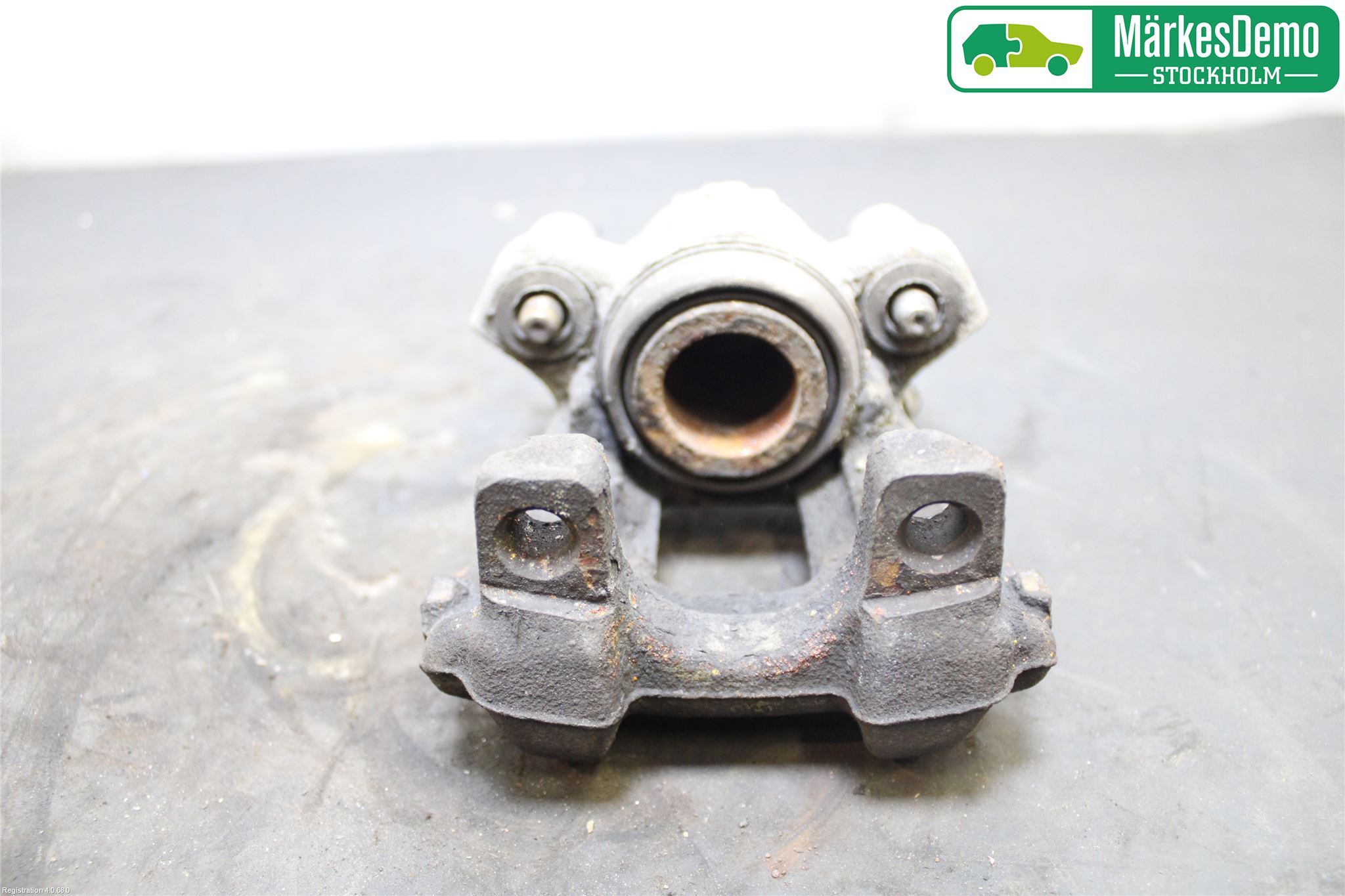 BMW 1 F20/F21 11-19 Bromsok Bak Höger