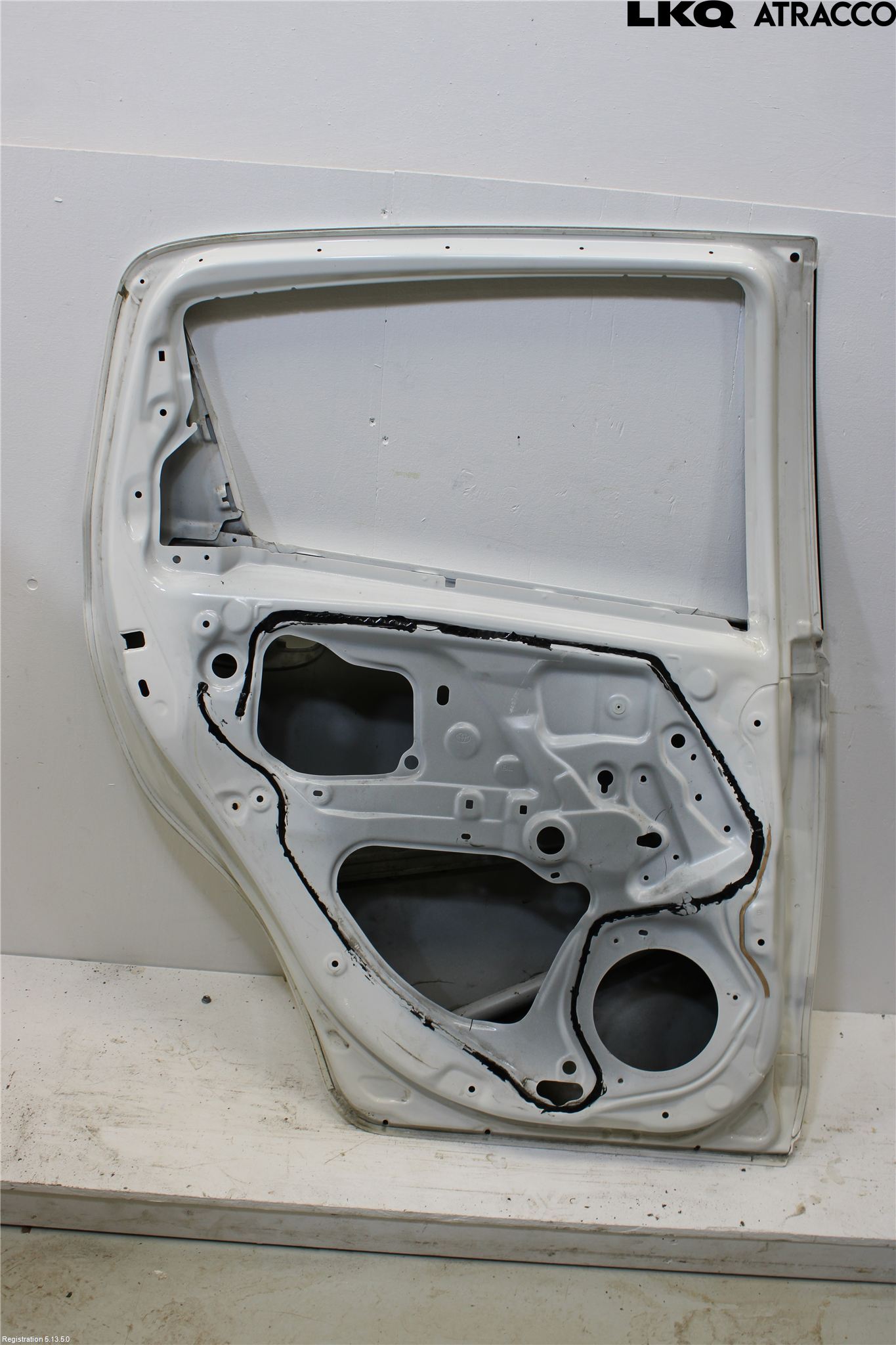 Toyota YARIS XP130 12-14 Dörr Bak Vänster