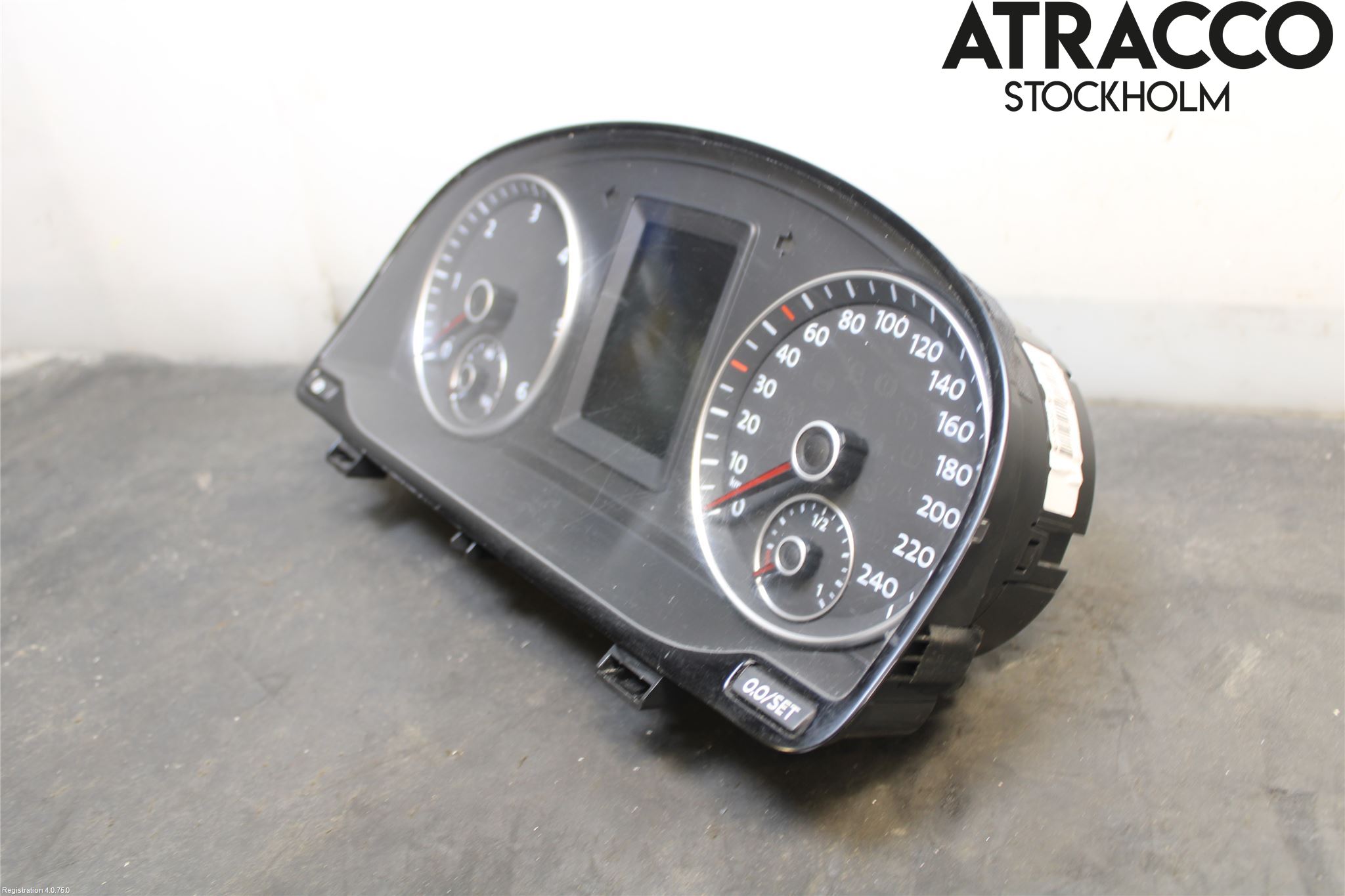 Volkswagen VW TOURAN 10-15 Instrument Komb