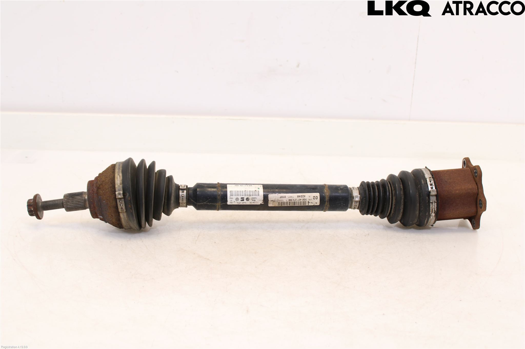 Volkswagen VW PASSAT 15-19 Drivaxel Fram Höger