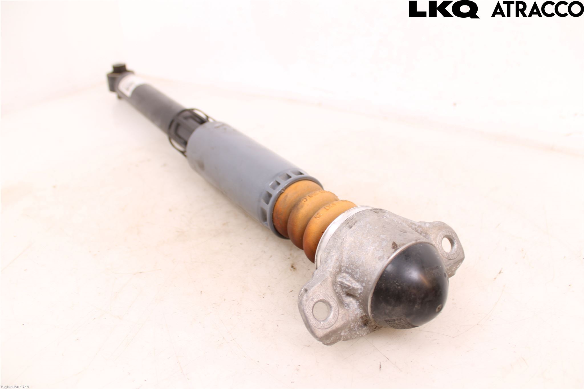 Audi A3/S3 8Y 21- Stötdämpare Bak