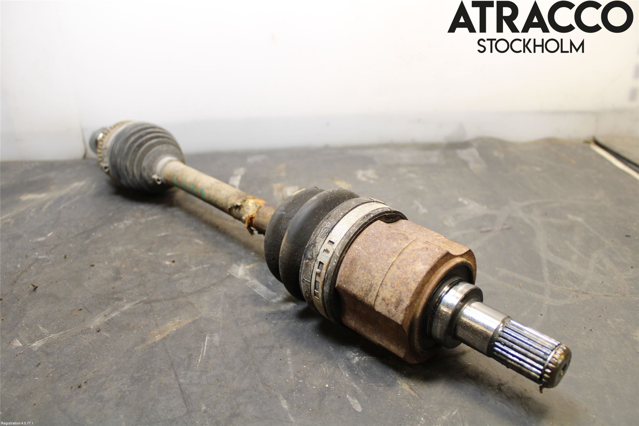 Kia RIO 06-11 Drivaxel Fram Vänster