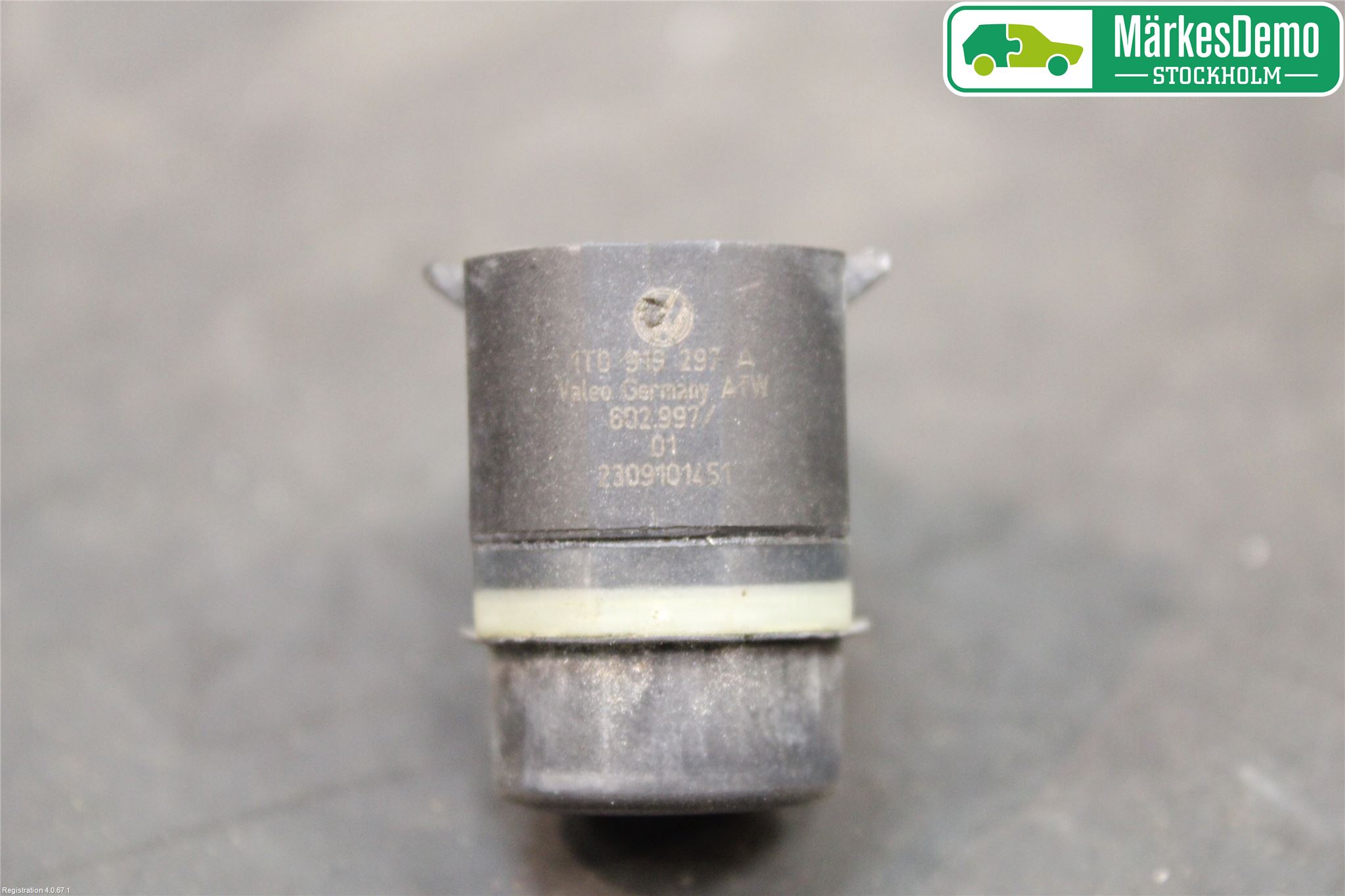 Skoda SUPERB 09-15 Parkeringshjälp Frontsensor