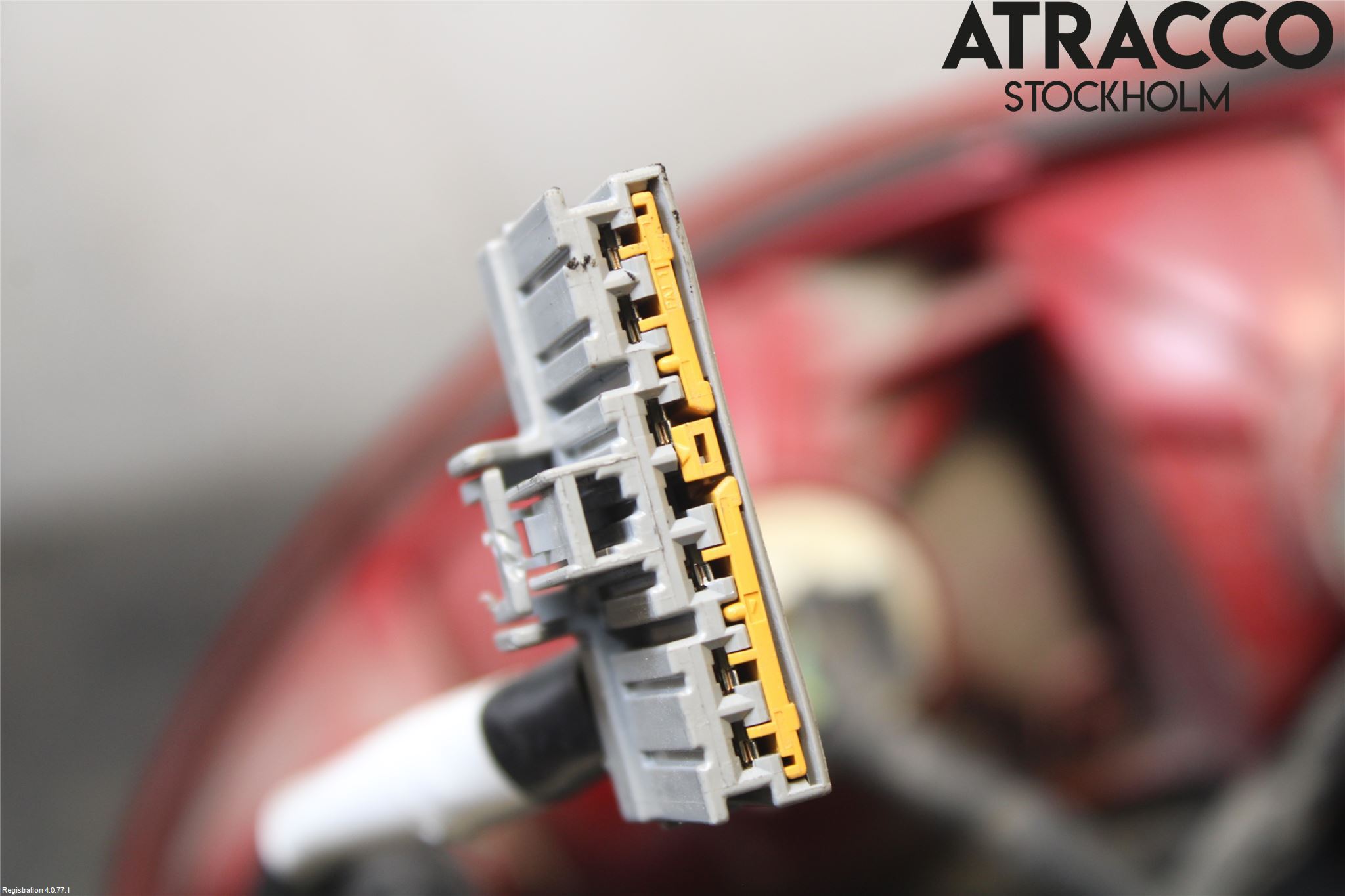 Ford MONDEO     01-06 Bakljus Höger