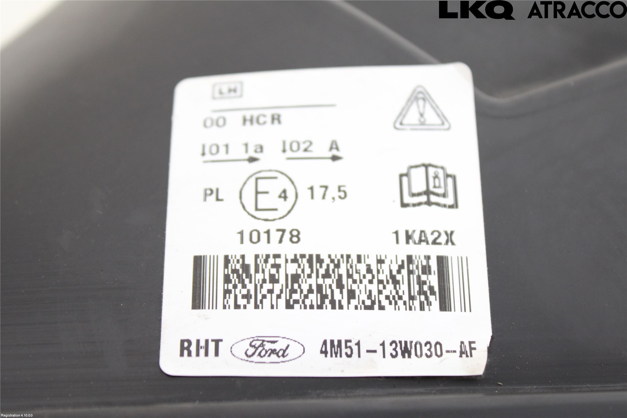 Ford FOCUS     04-07 Strålkastare Vänster