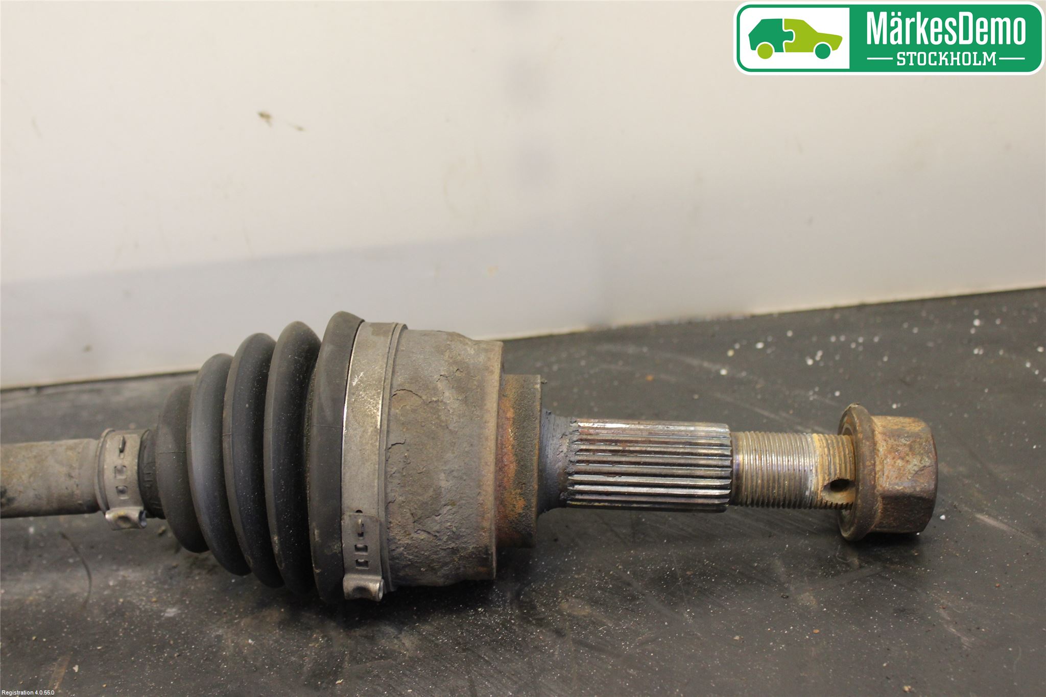 Nissan MICRA 11-16 Drivaxel Fram Vänster