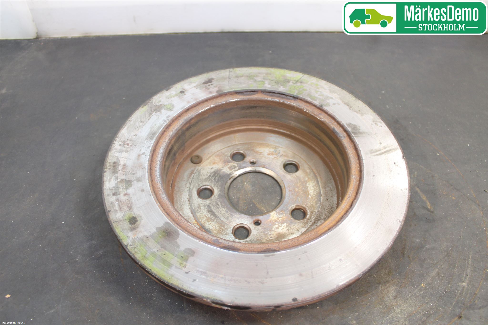 Toyota AVENSIS 03-06 Bromsskiva Bak