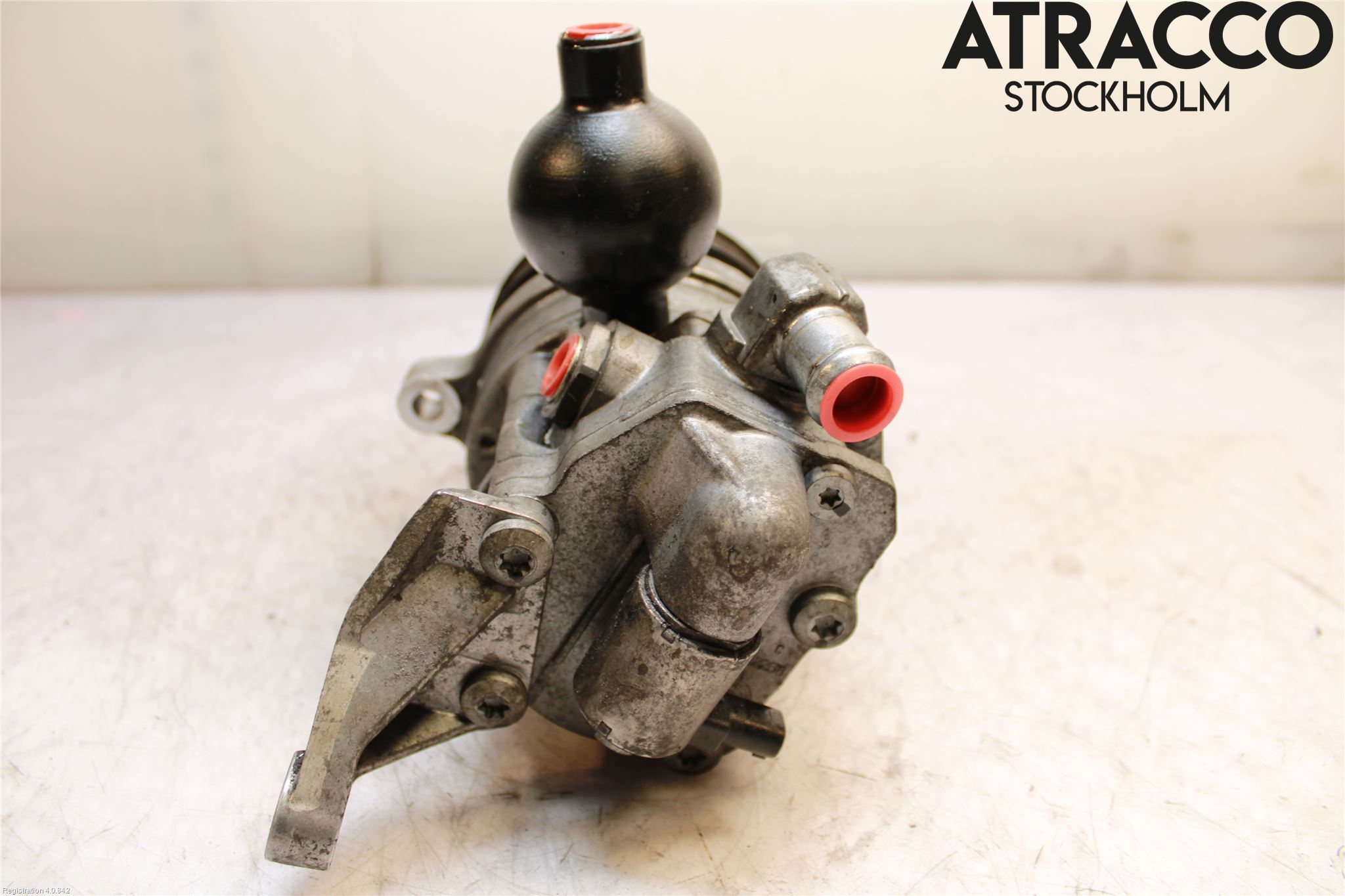 BMW 6 E63/64    02-10 Styrservopump