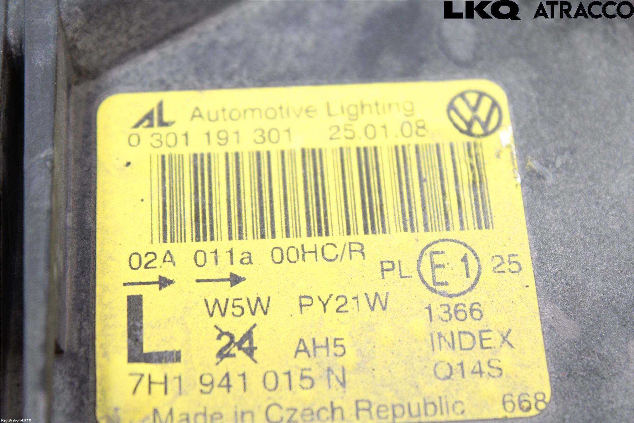 Volkswagen VW TRANSP/CARAVELLE (T5) 04-15 Strålkastare Vänster