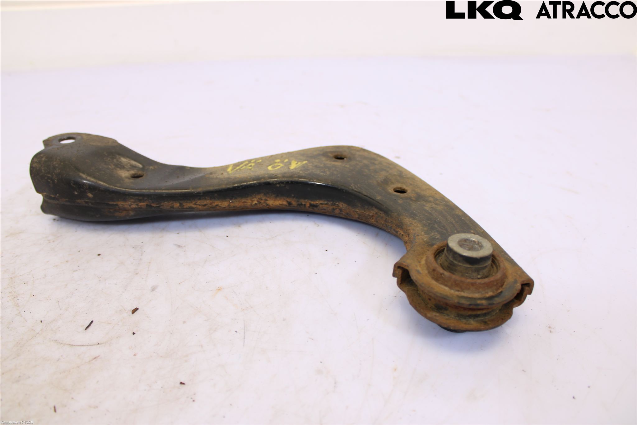Toyota COROLLA CROSS XG10 22- Bärarm Bak Övre Vänster