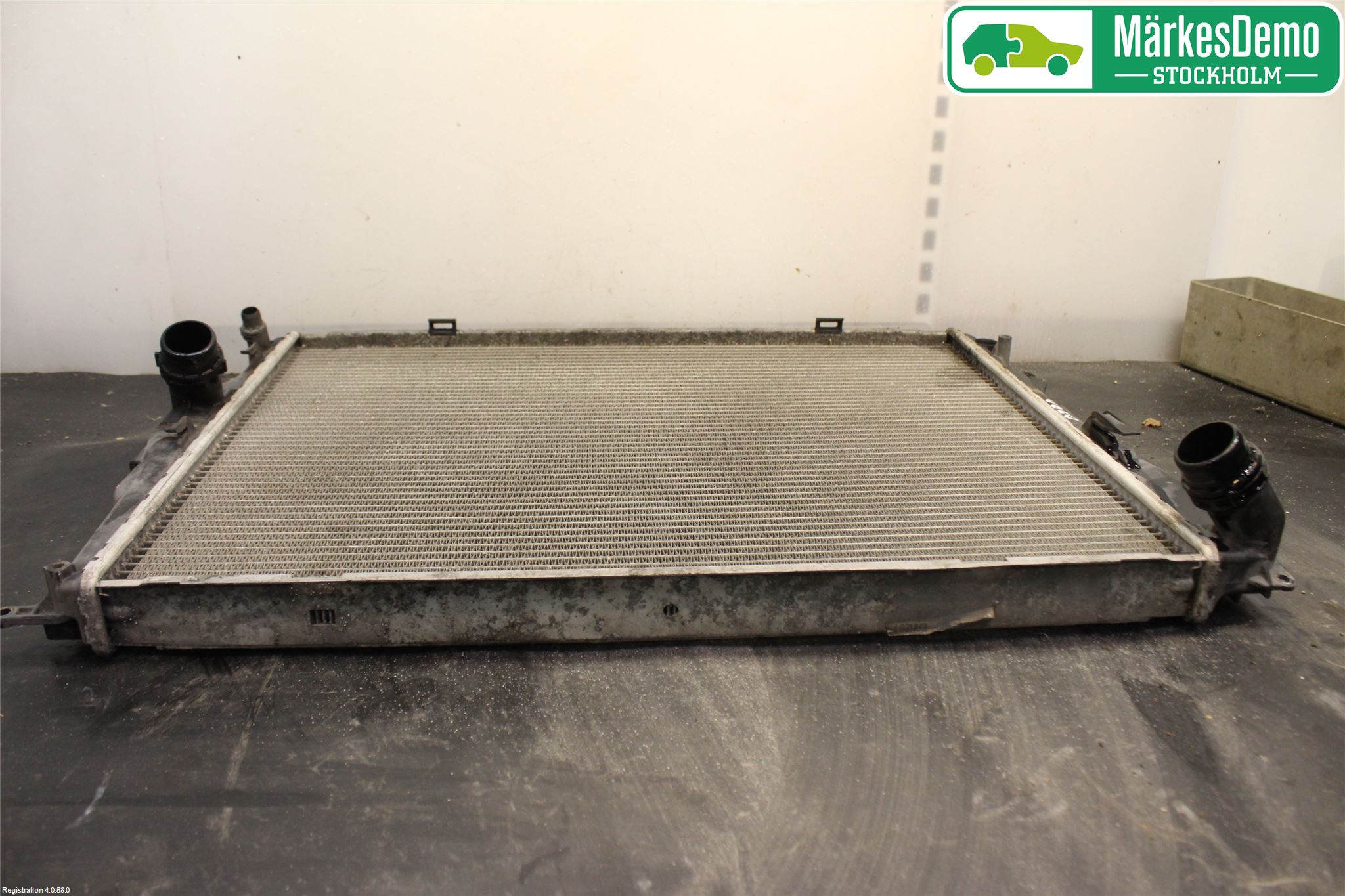 BMW 1 E87/81 5D/3D 03-11 Kylare Aut