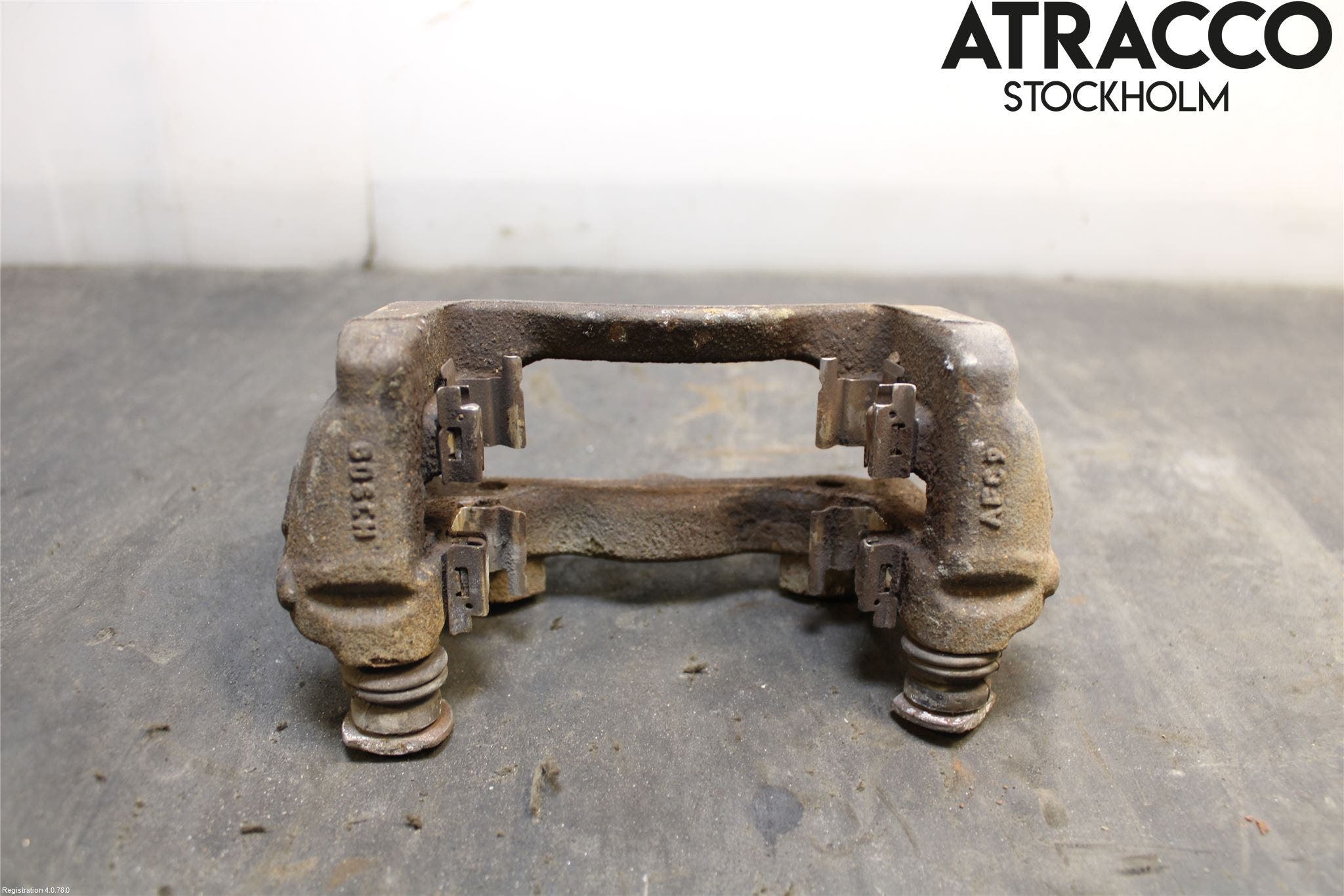 Toyota AURIS 13-19 Bromsokshållare