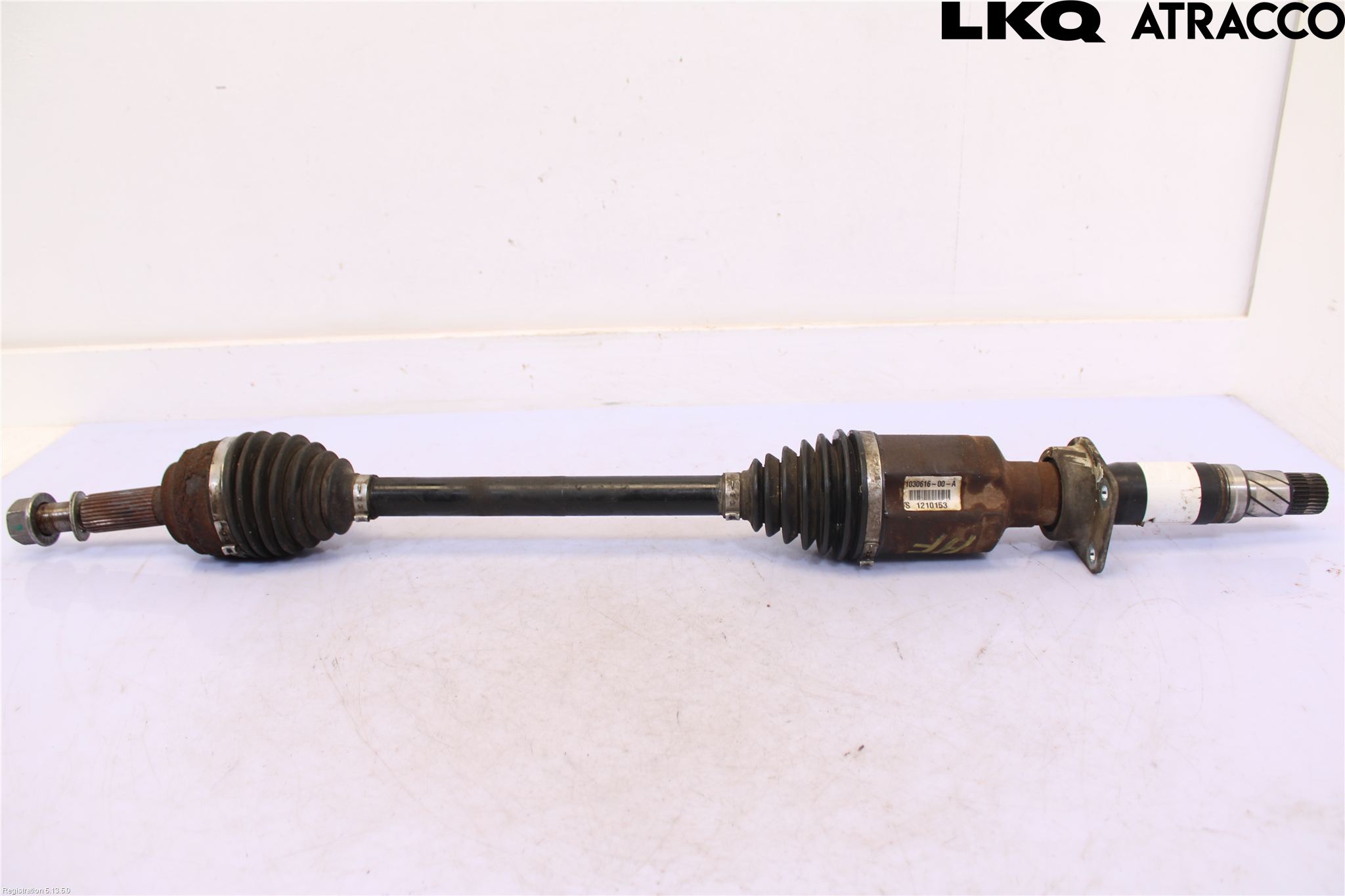 Tesla MODEL S 13- Drivaxel Fram Höger