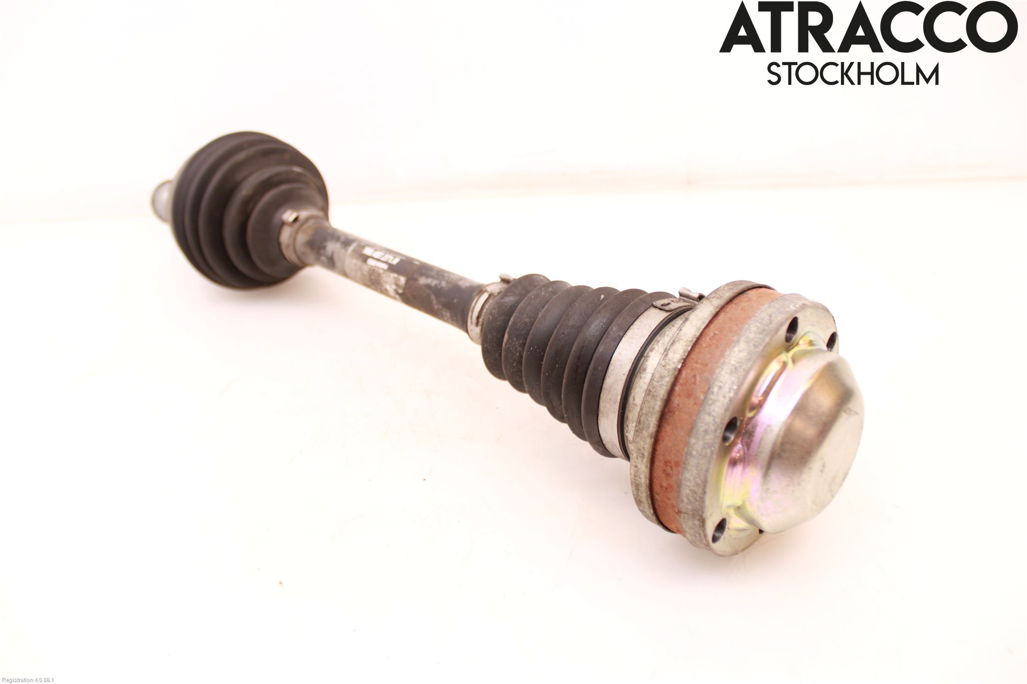 Volkswagen VW PASSAT 15-19 Drivaxel Fram Vänster