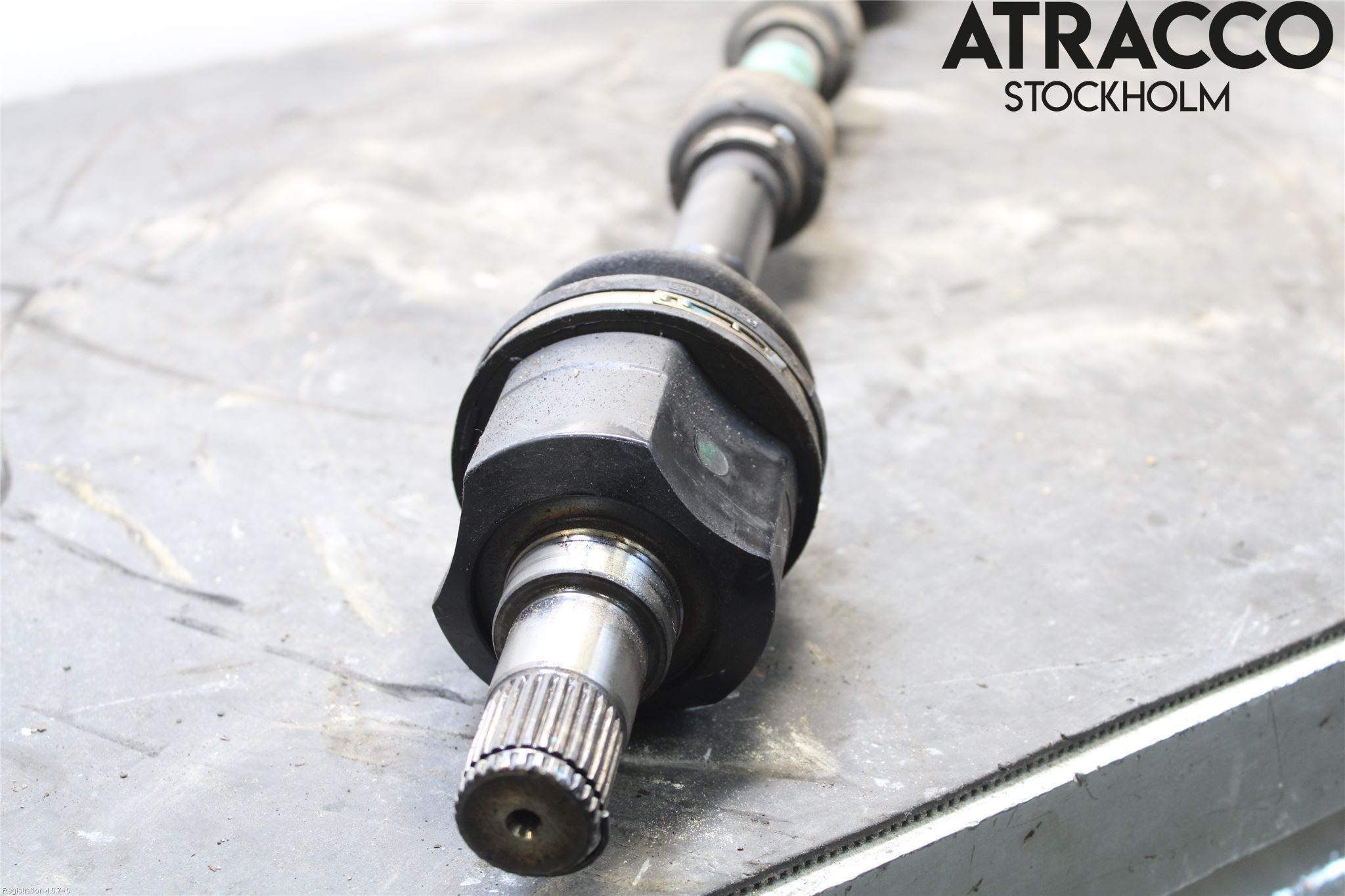 Hyundai i40 08-15 Drivaxel Fram Höger