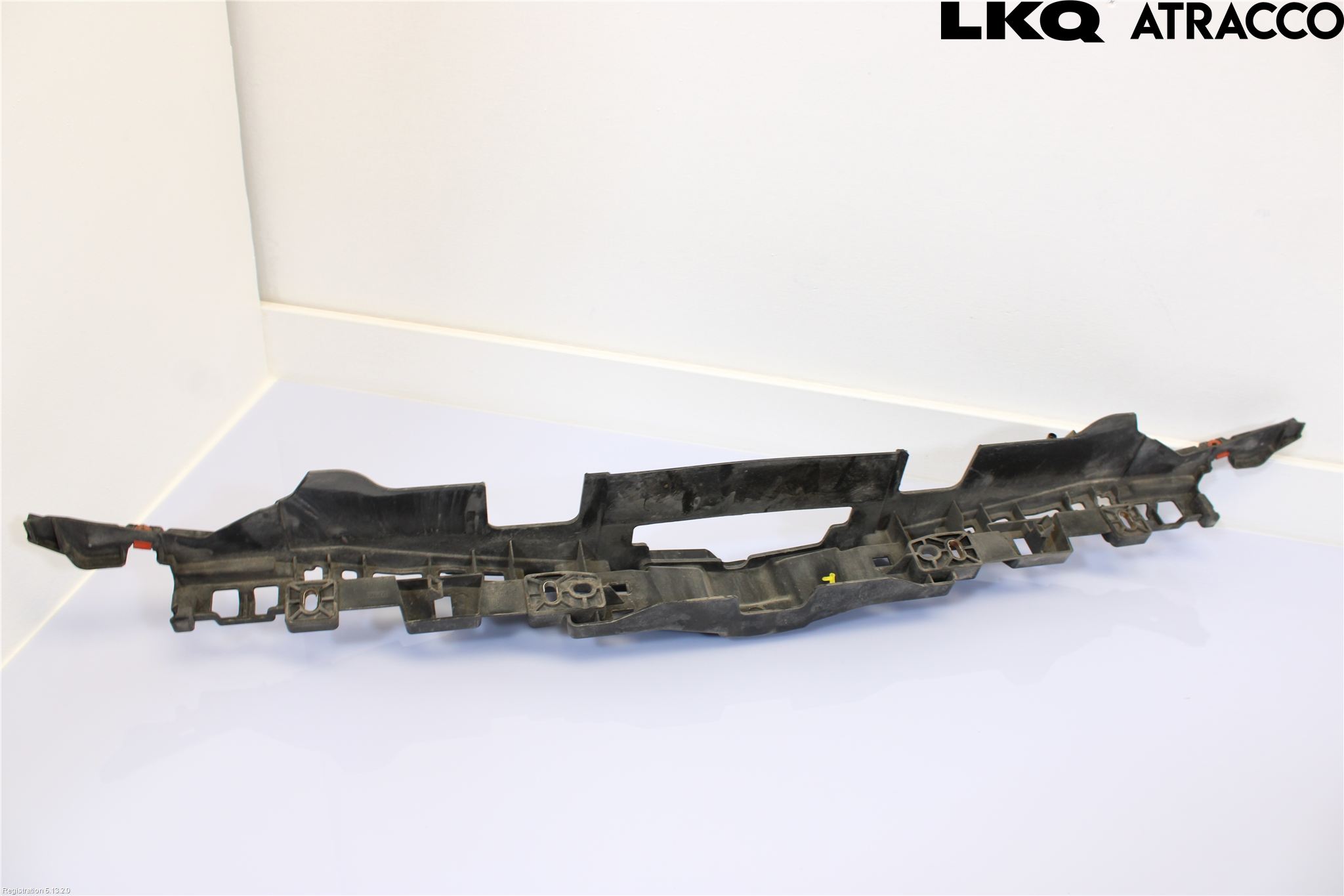 Opel INSIGNIA 09-16 Front Huvlåsplåt-Balk