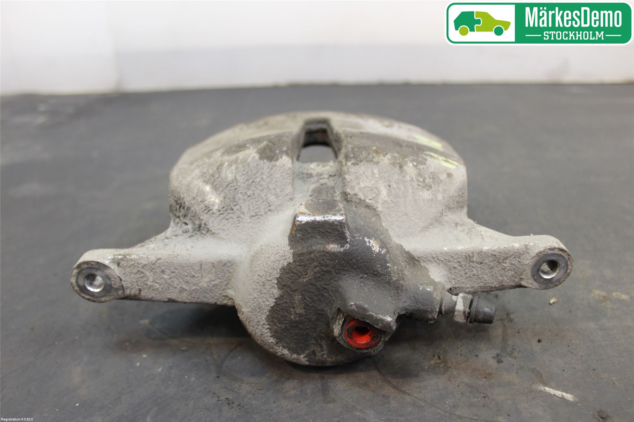 Volkswagen VW PASSAT 15-19 Bromsok Fram Höger
