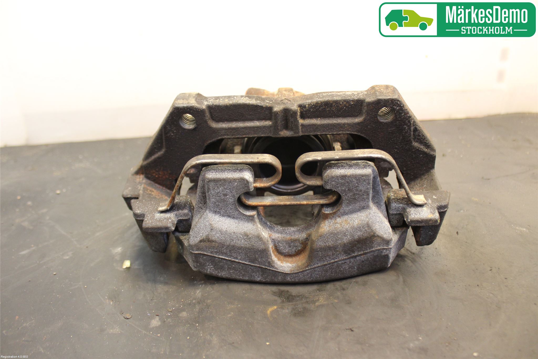 Volvo XC60 14-17 Bromsok Fram Vänster