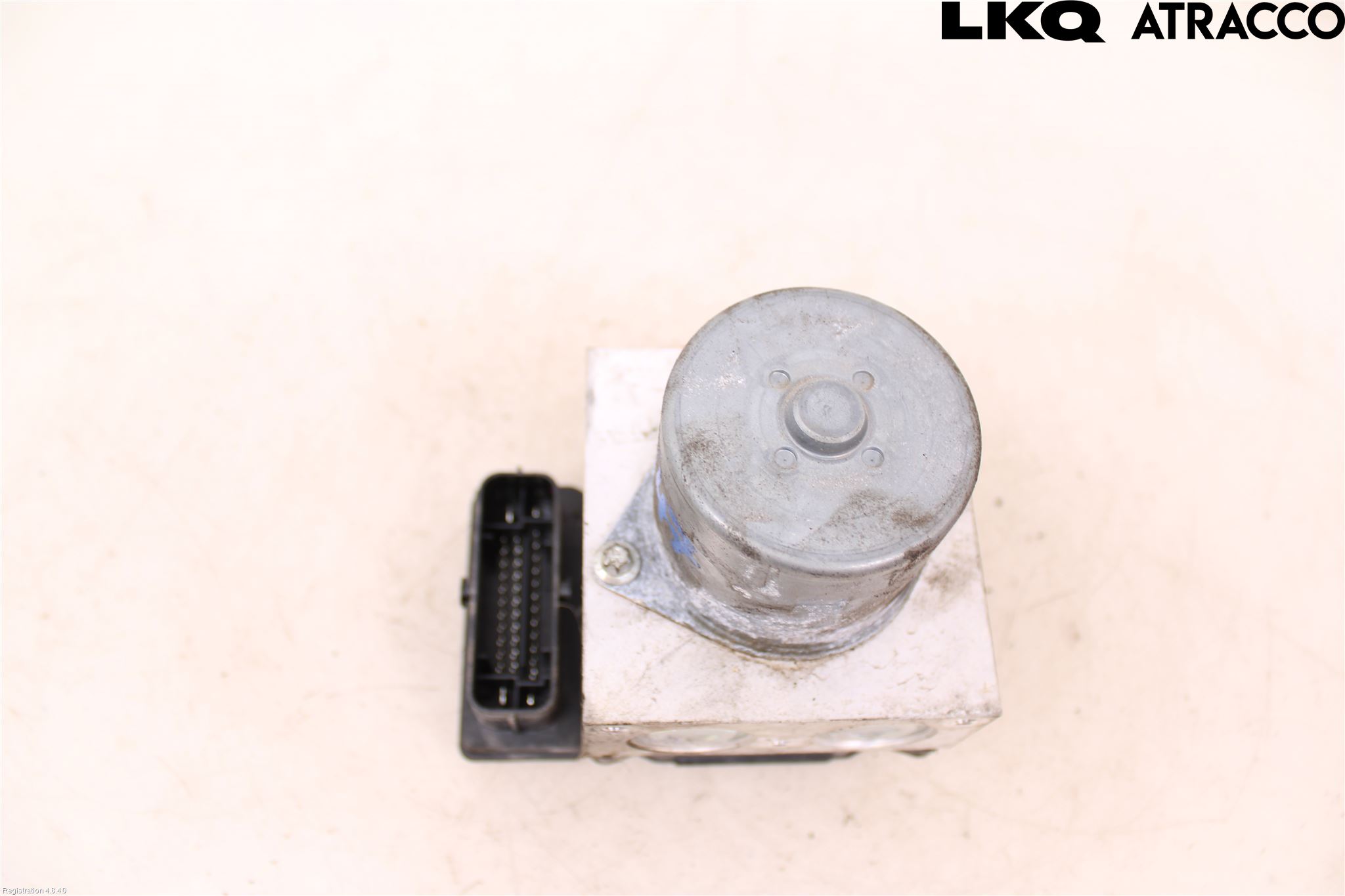 Volkswagen VW PASSAT 11-14 Abs Hydraulaggregat