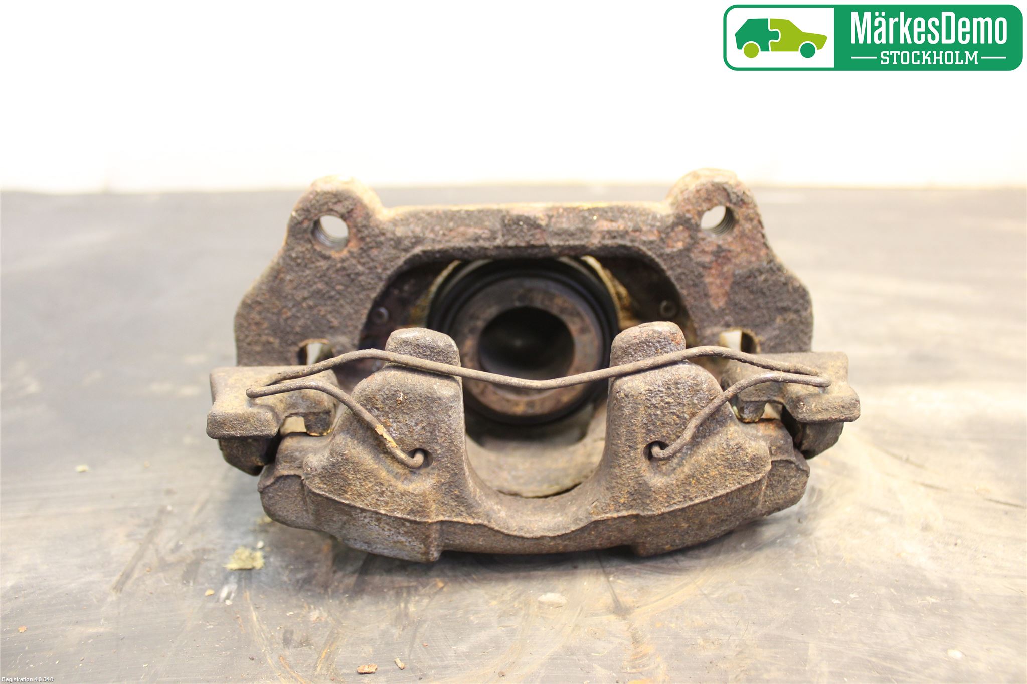 Saab 9-3 VER 2 Bromsok Fram Höger