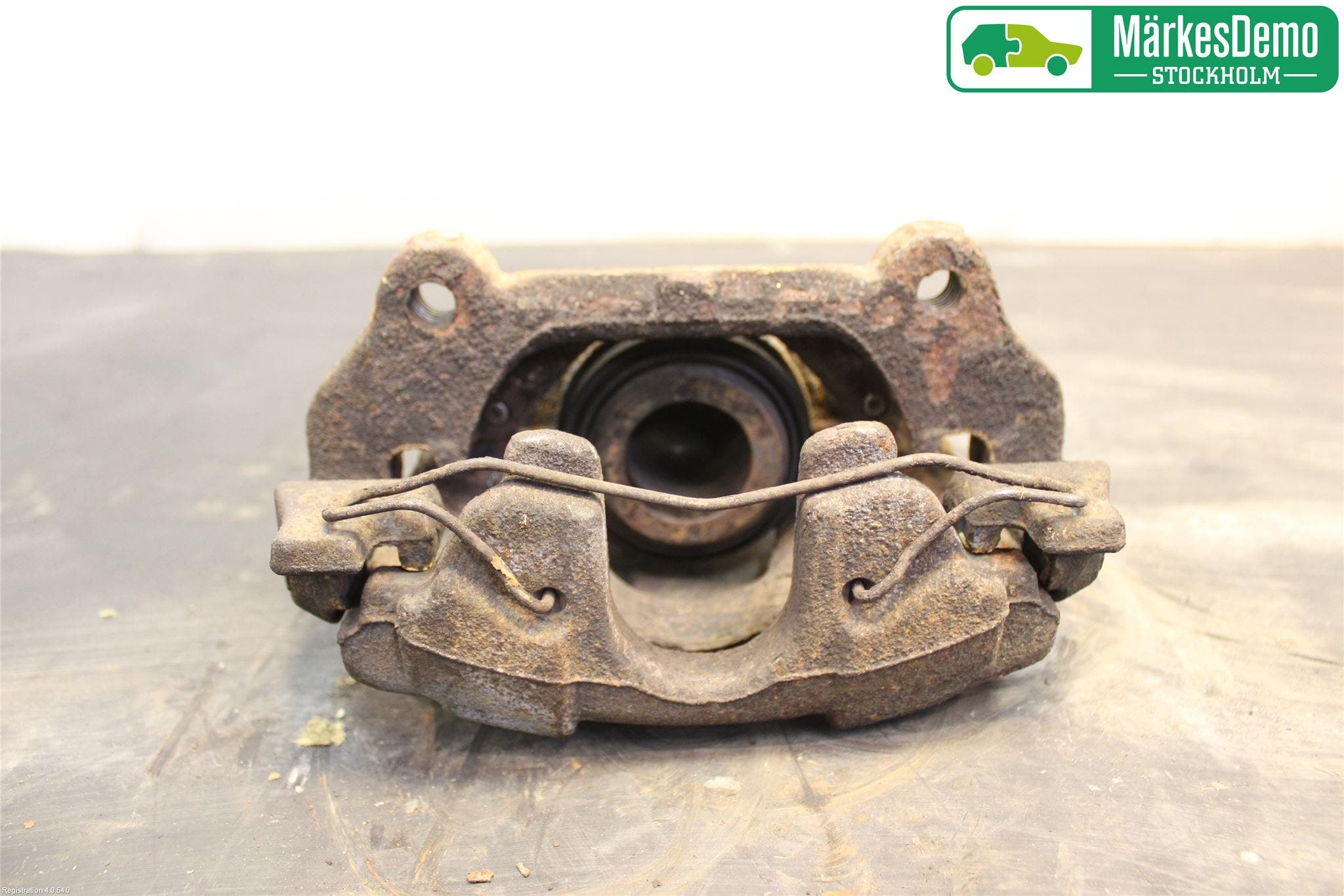 Saab 9-3 VER 2 Bromsok Fram Höger