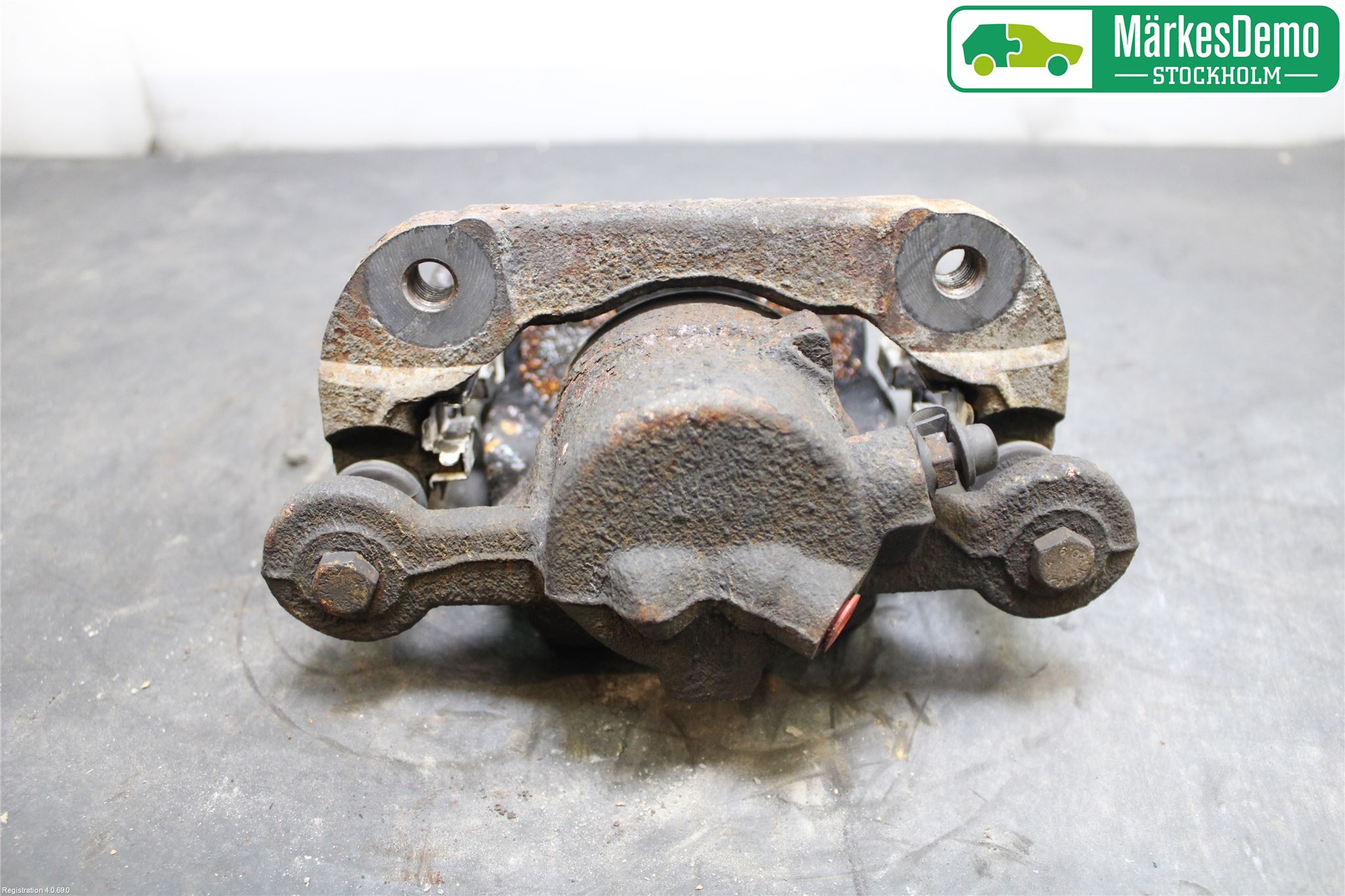 BMW 1 E87/81 5D/3D 03-11 Bromsok Fram Höger