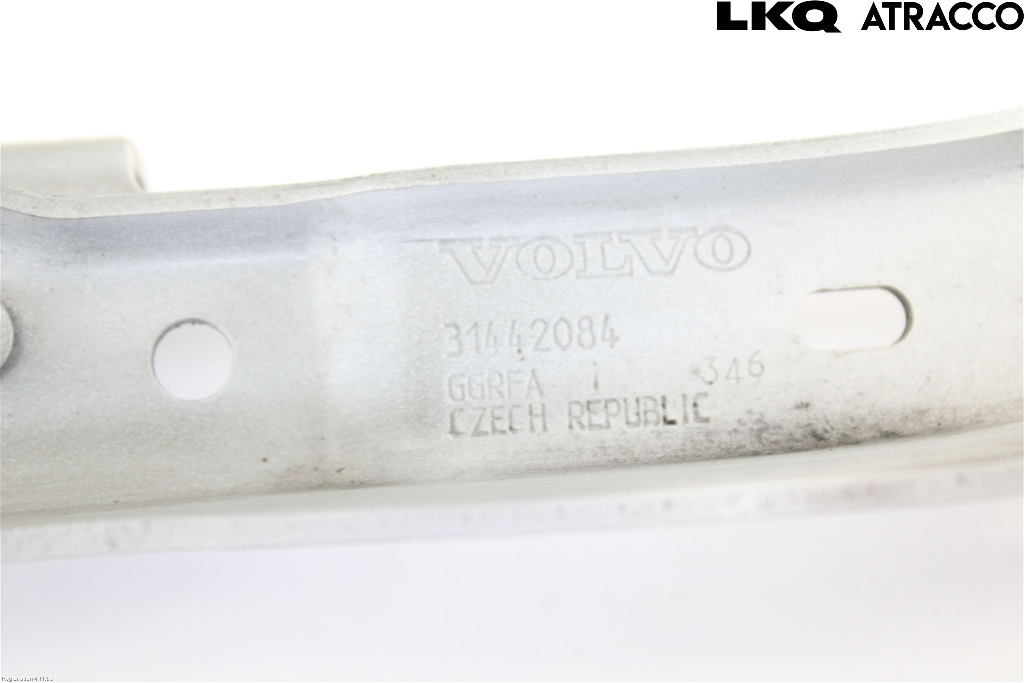 Volvo V40 12-19 Huvgångjärn