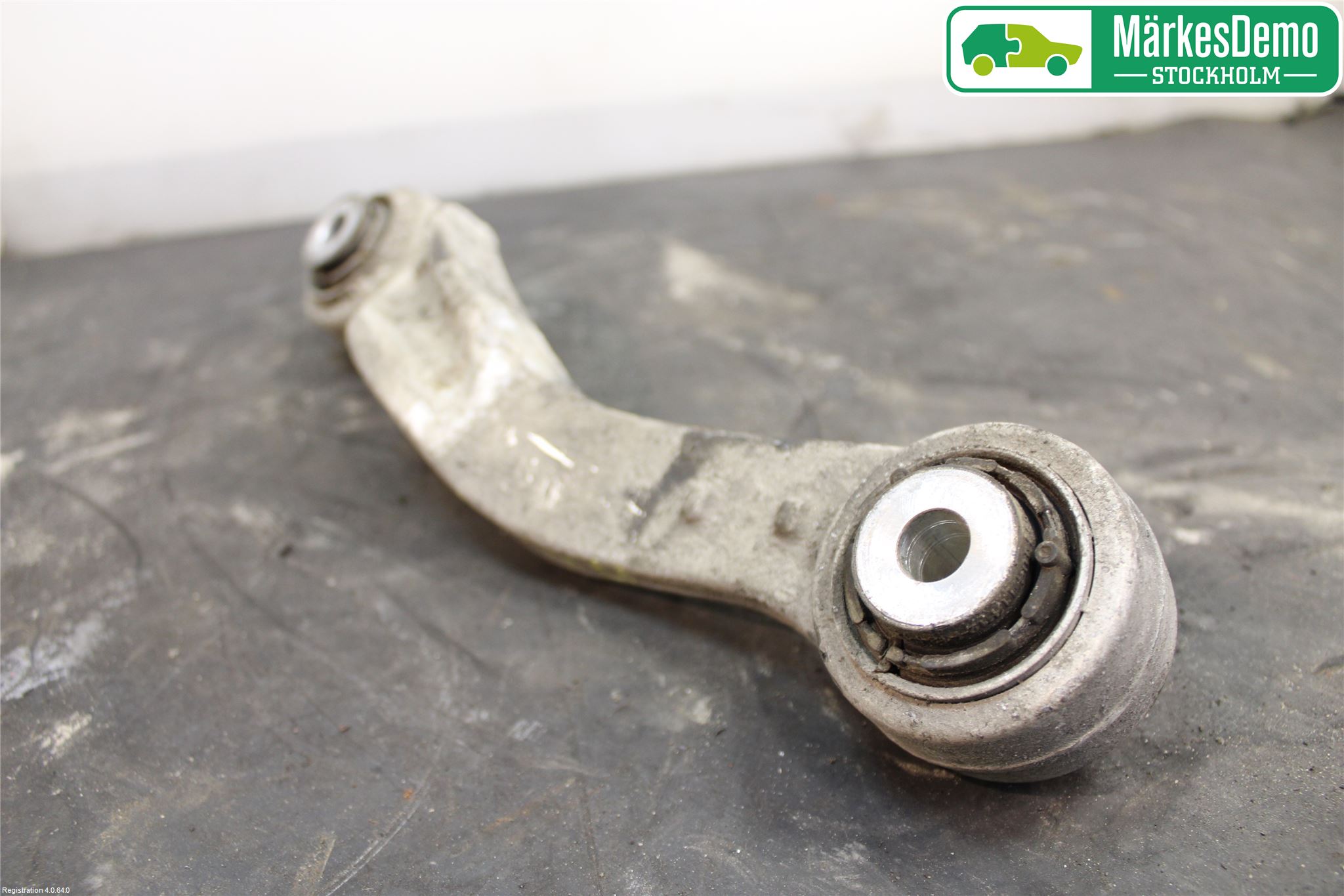 BMW 6 F12/F13 10-18 Bärarm Bak Övre Höger