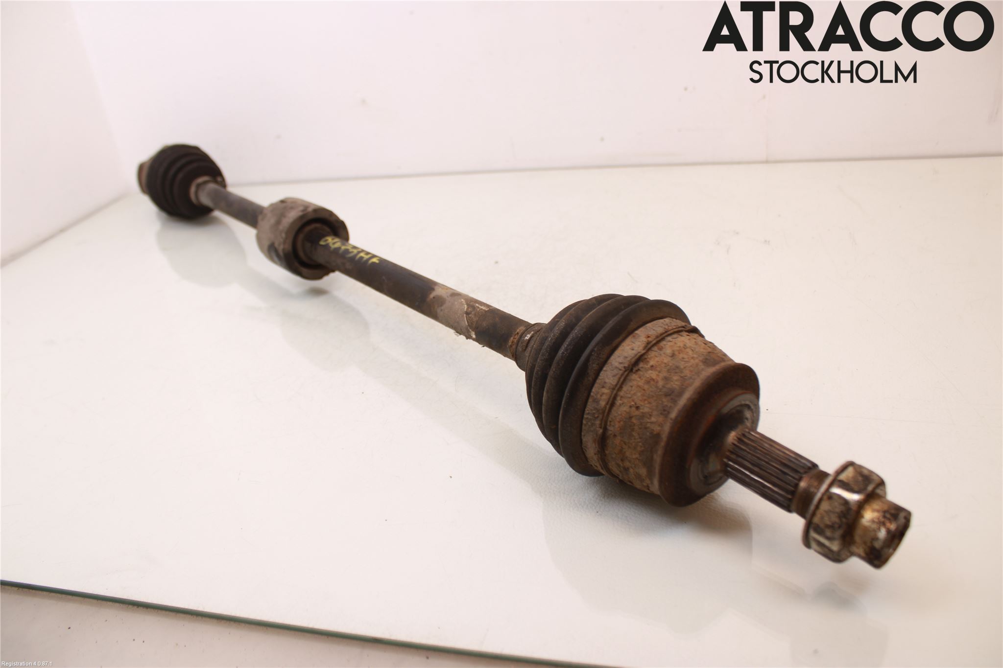 Opel CORSA D 07-14 Drivaxel Fram Höger