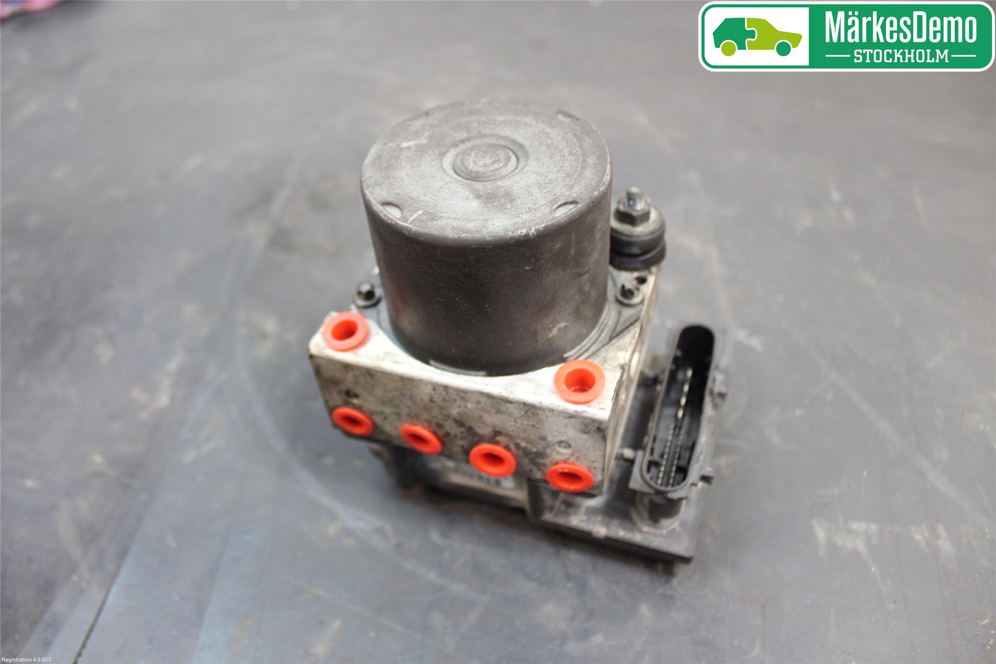 Nissan ALMERA    00-06 Abs Hydraulaggregat