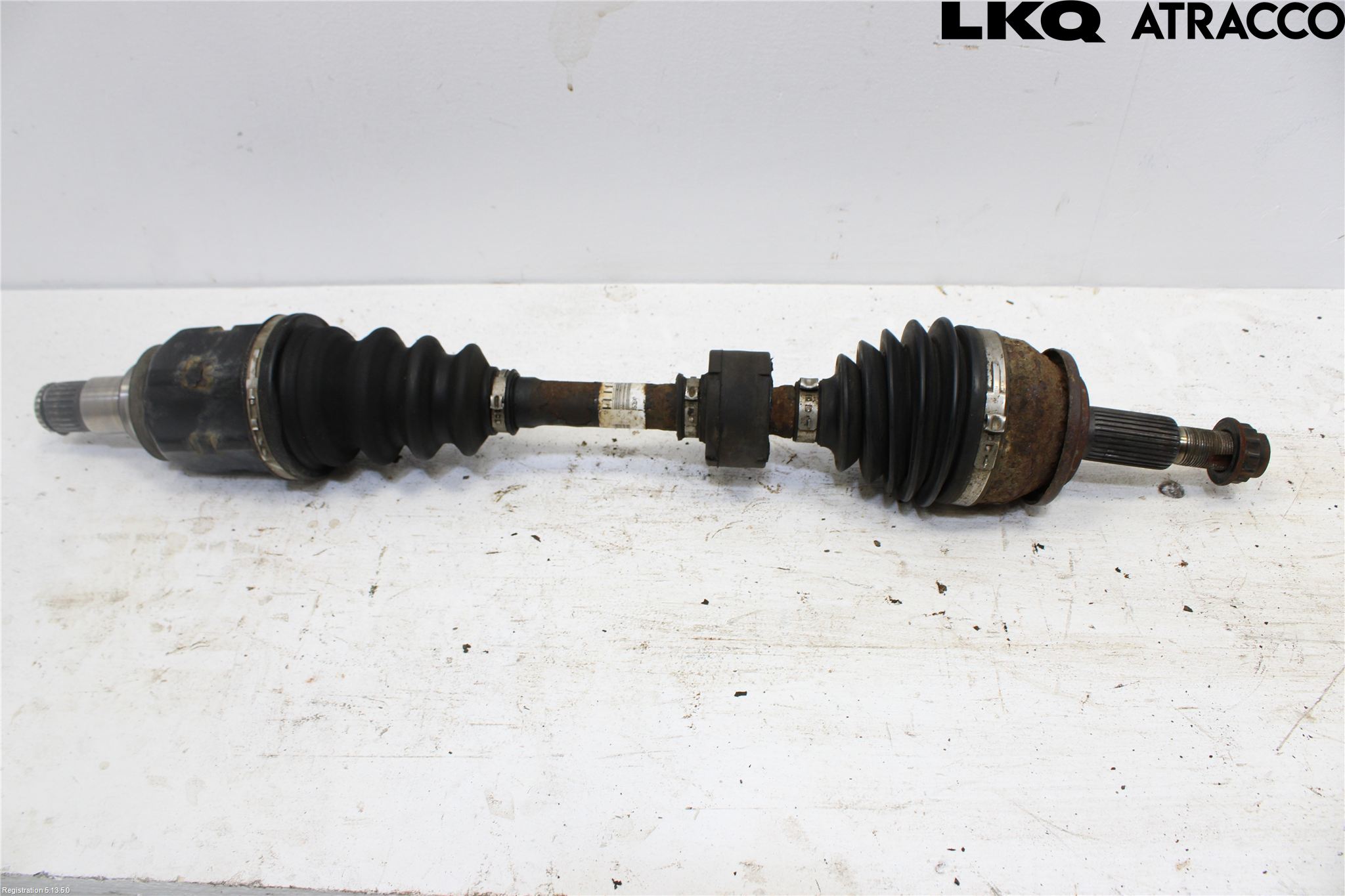 Toyota AVENSIS 16-18 Drivaxel Fram Vänster