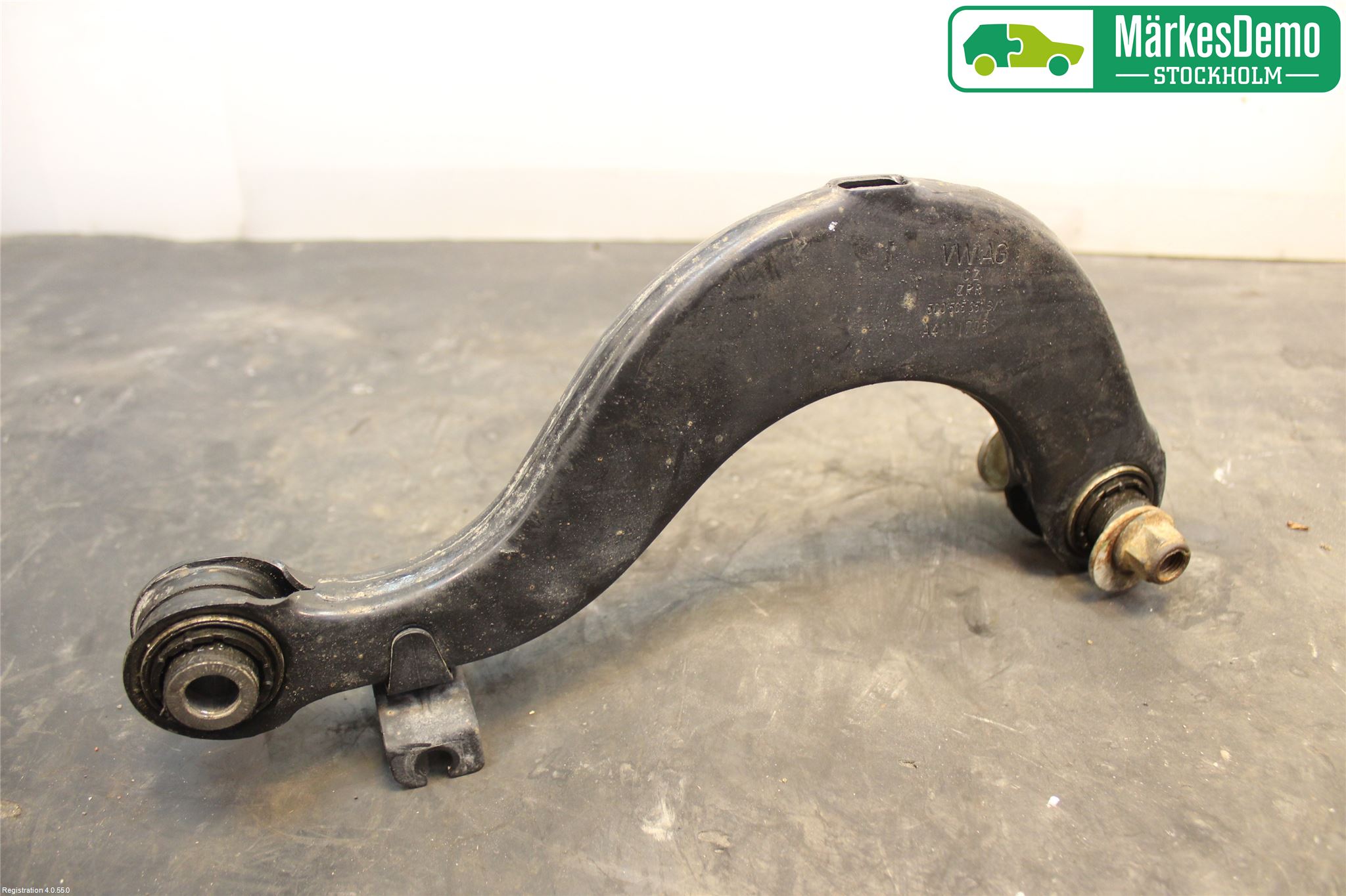 Audi Q3 8U 12-18 Bärarm Bak Övre Höger