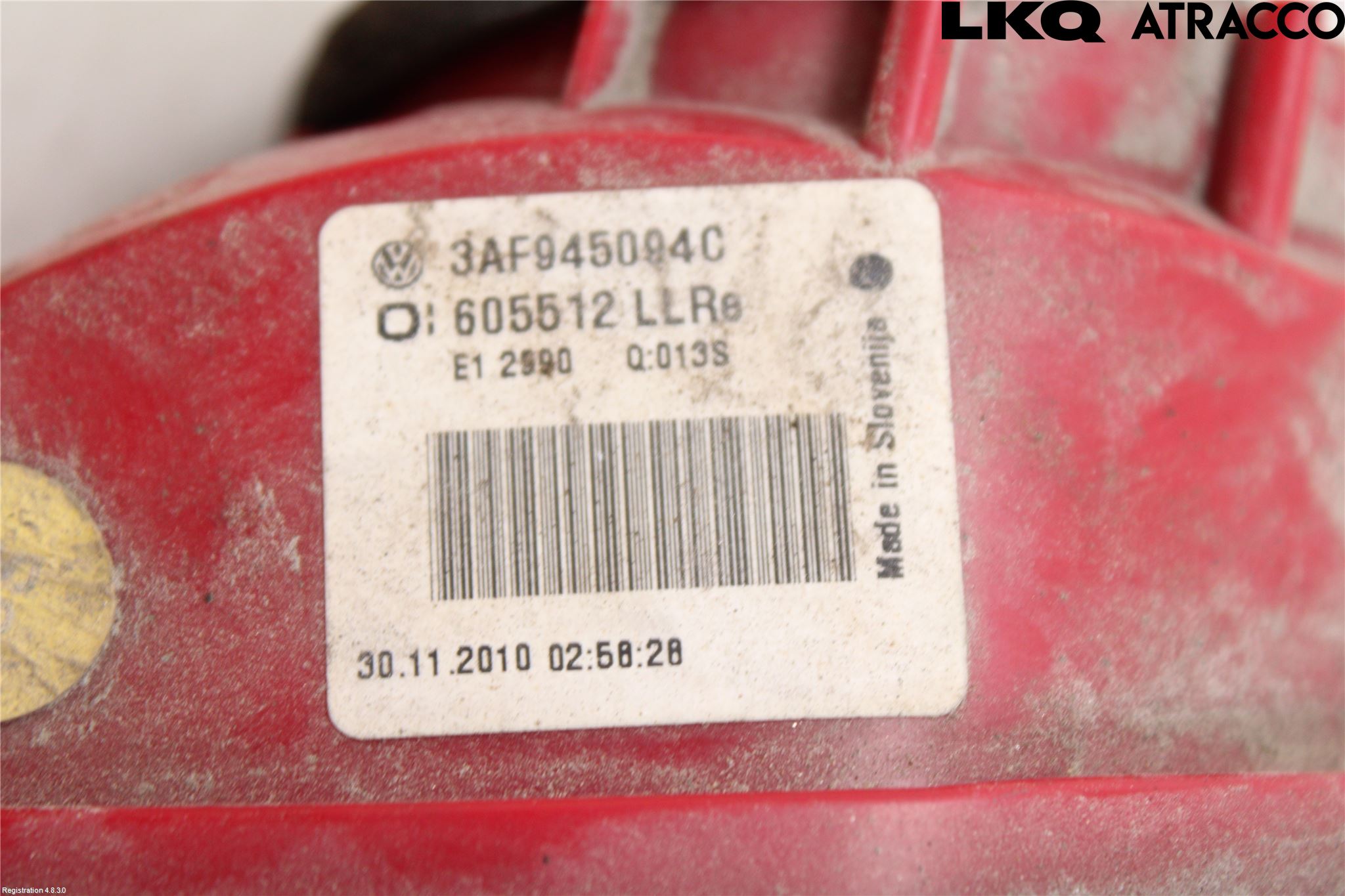 Volkswagen VW PASSAT 11-14 Bakljus Lucka Hö