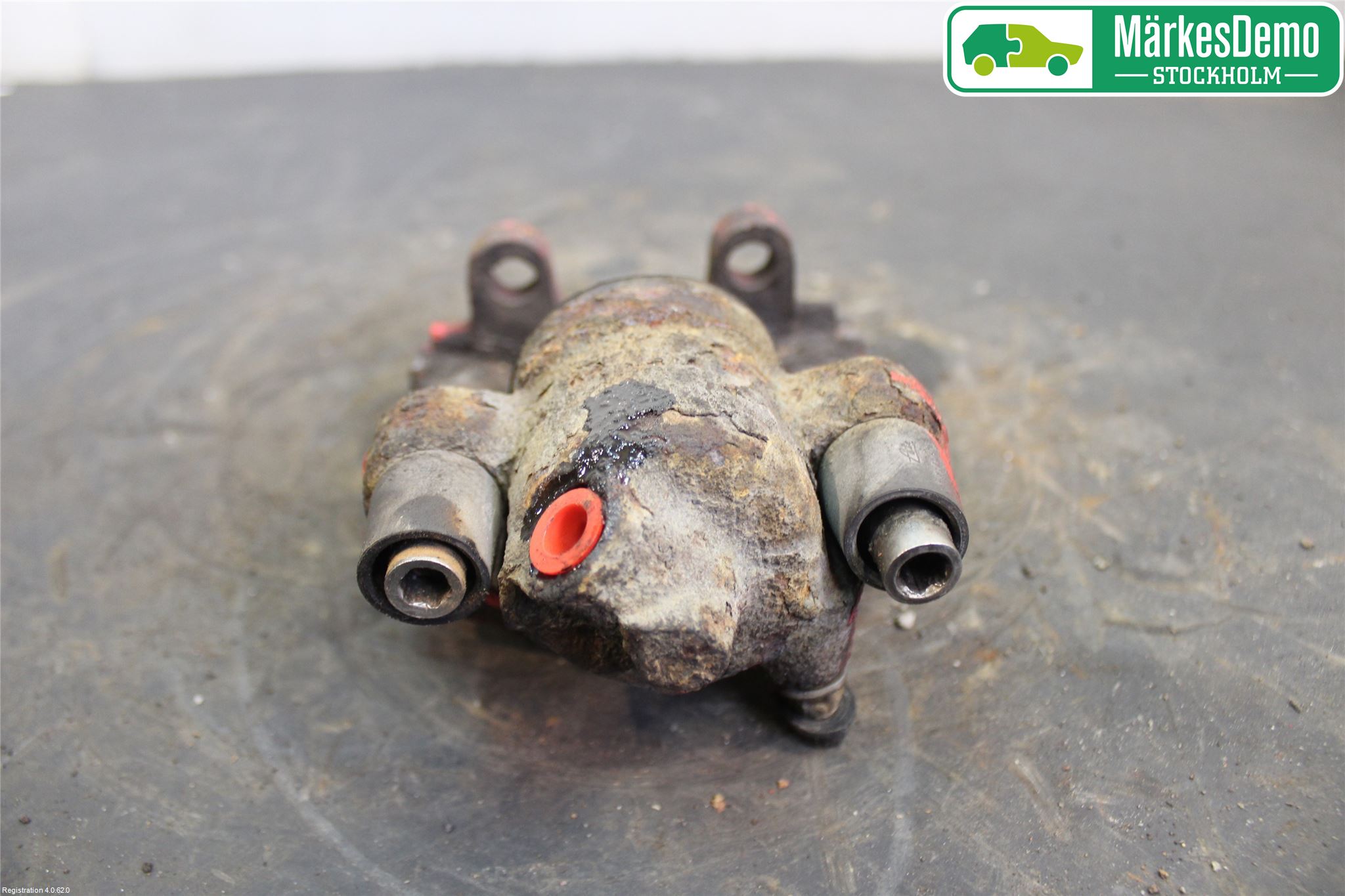 BMW 3 E46      98-05 Bromsok Bak Höger