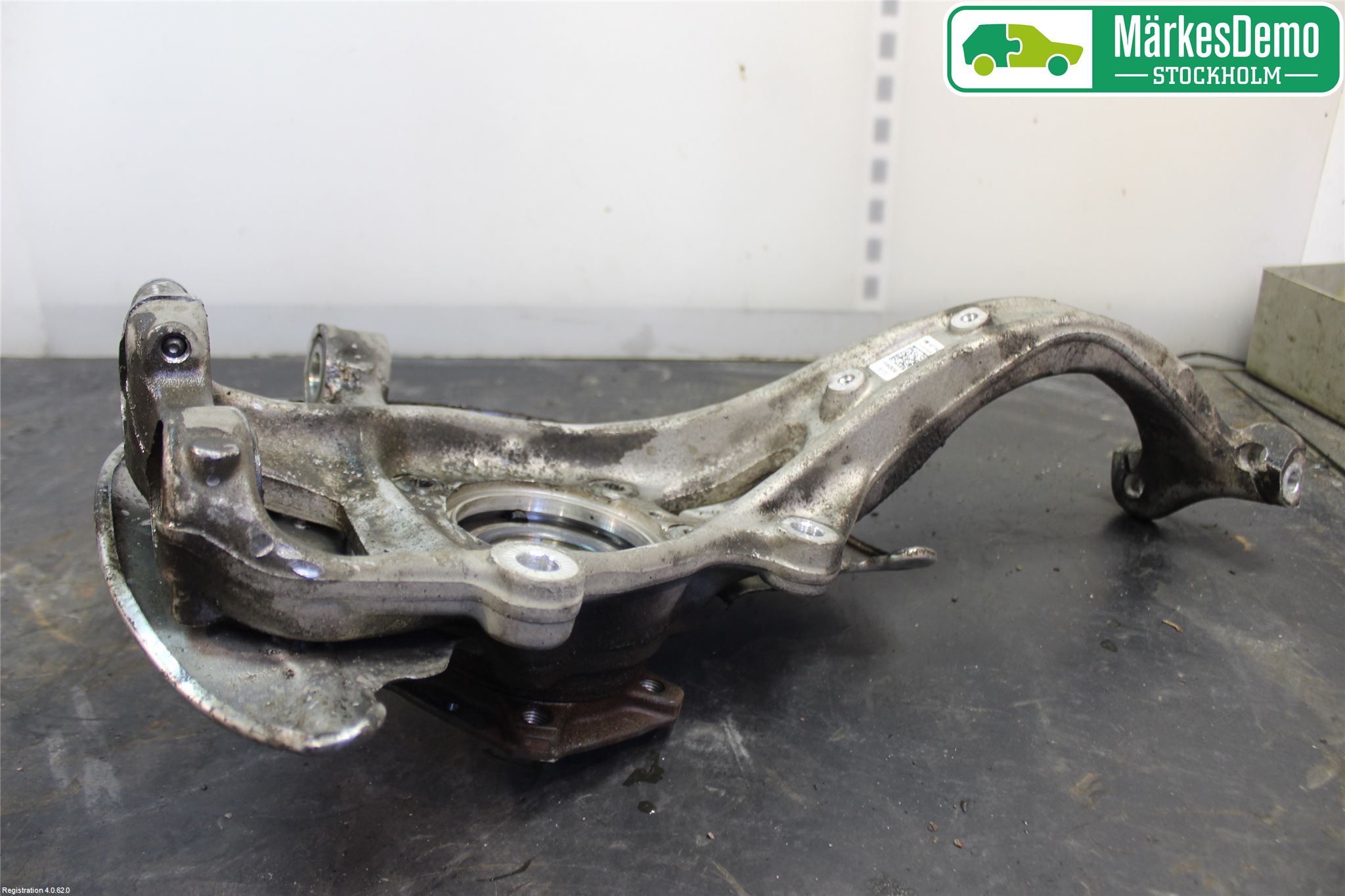 Audi A5 17- Styrspindel Lagerhus Hö