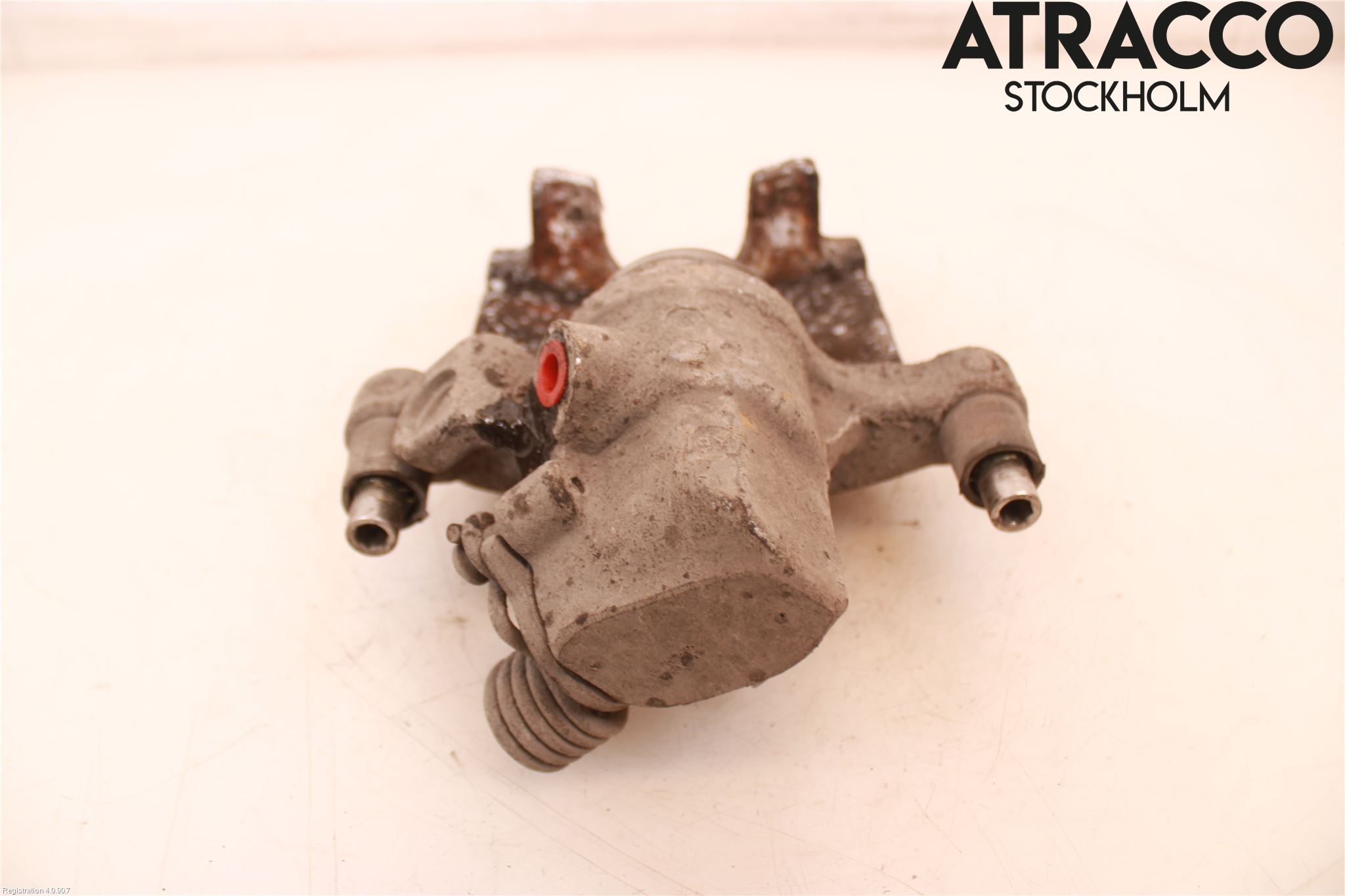 Ford FOCUS     04-07 Bromsok Bak Vänster