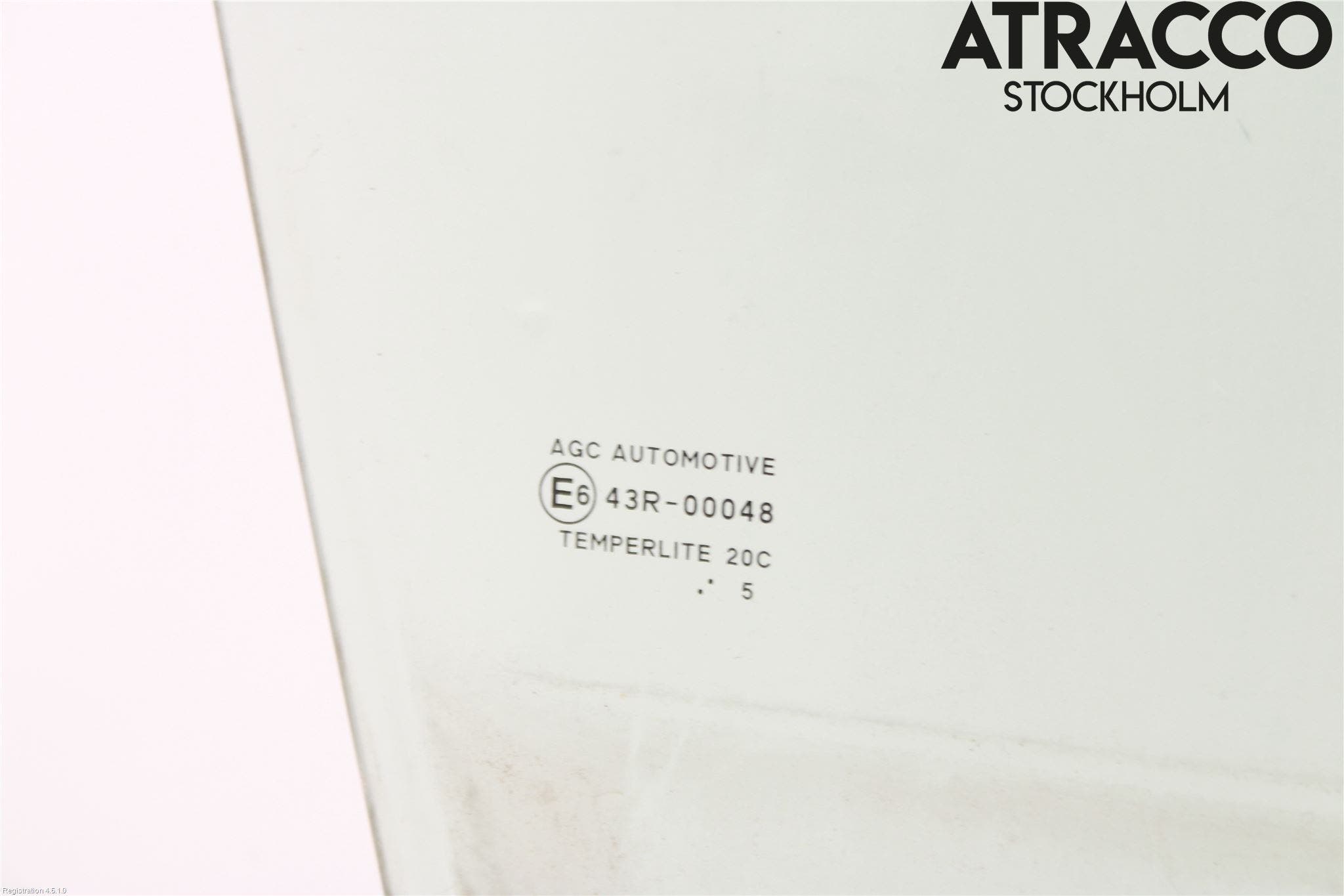 Peugeot 108 15-22 Dörruta Fram Höger