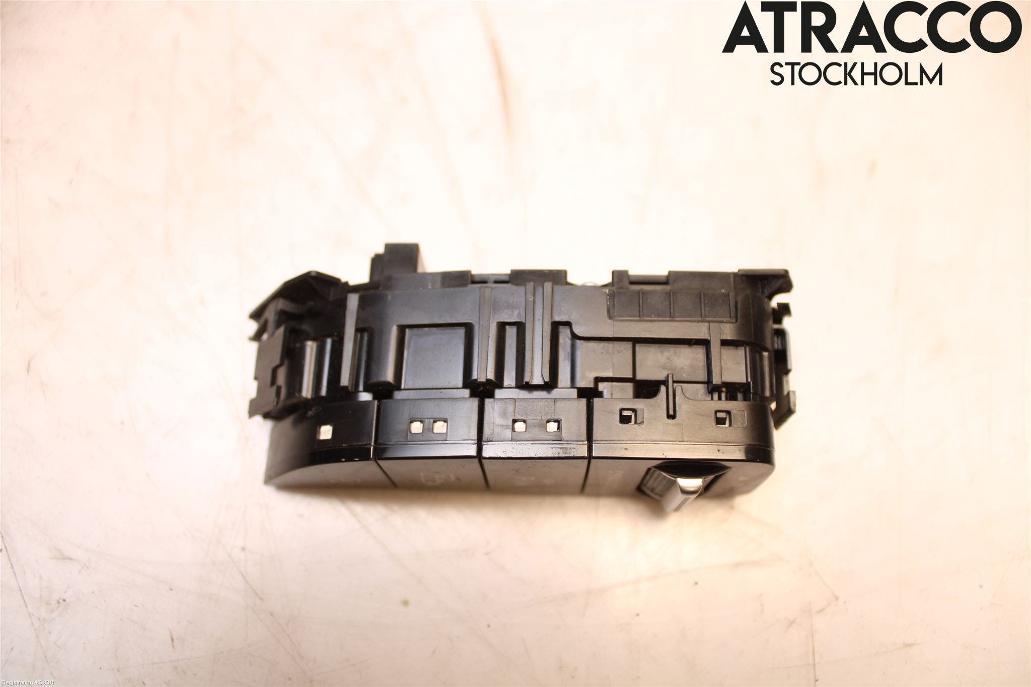 Mercedes-Benz MB E-KLASS (W213) 16-23 Strömställare Multifunktion