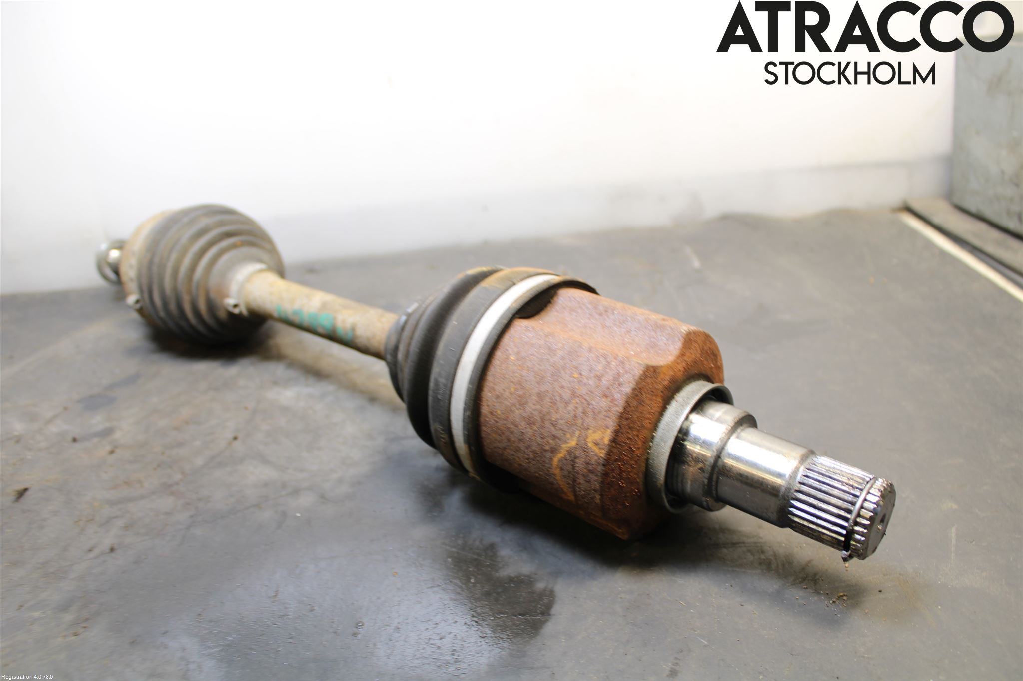 Mitsubishi OUTLANDER 13-21 Drivaxel Fram Vänster