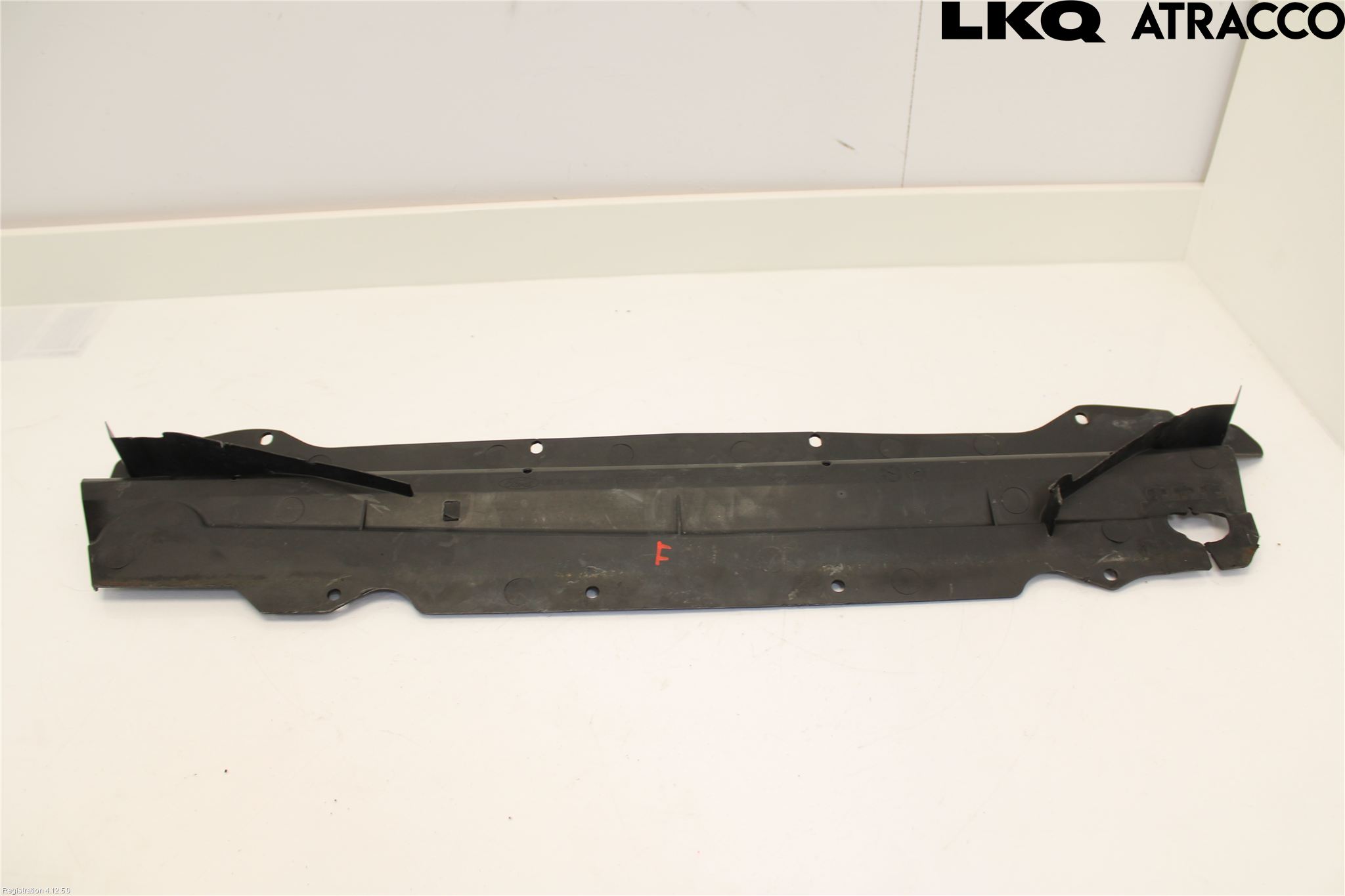 Ford TRANSIT SKÅP/BUSS 14-22 Deflektor Plåt-Plast Kylning