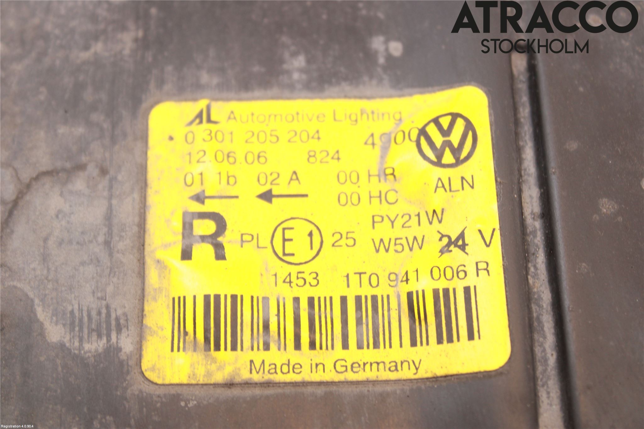 Volkswagen VW TOURAN 03-10 Strålkastare Höger