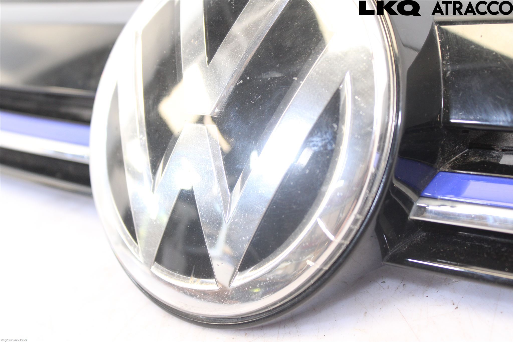 Volkswagen VW GOLF / E-GOLF VII 13-20 Grill Komp