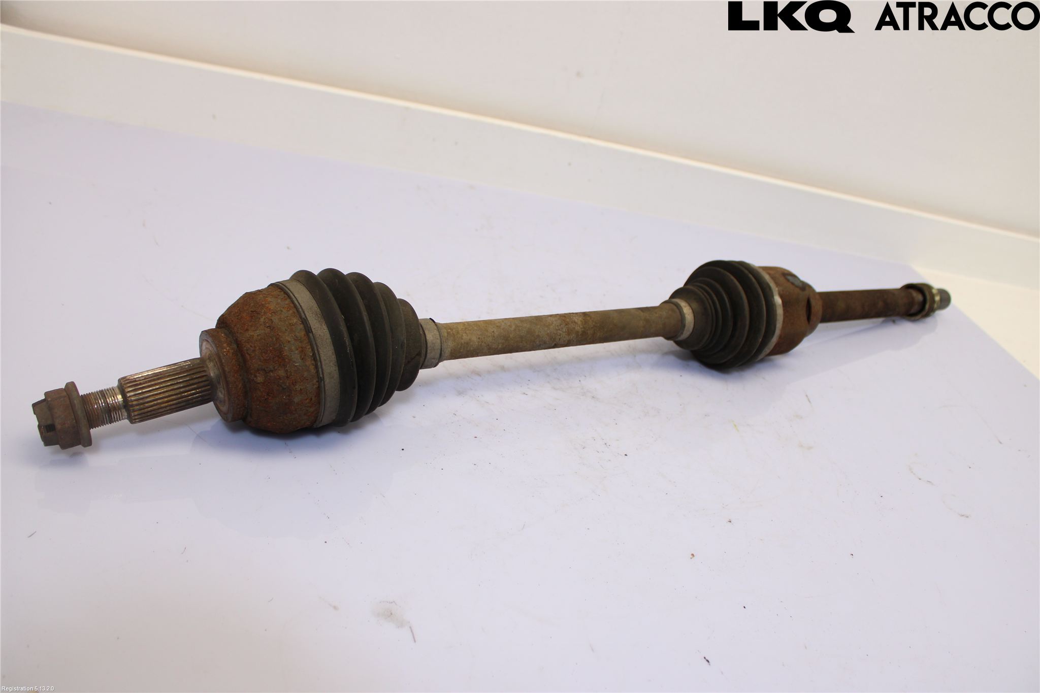 Opel VIVARO 15-19 Drivaxel Fram Höger