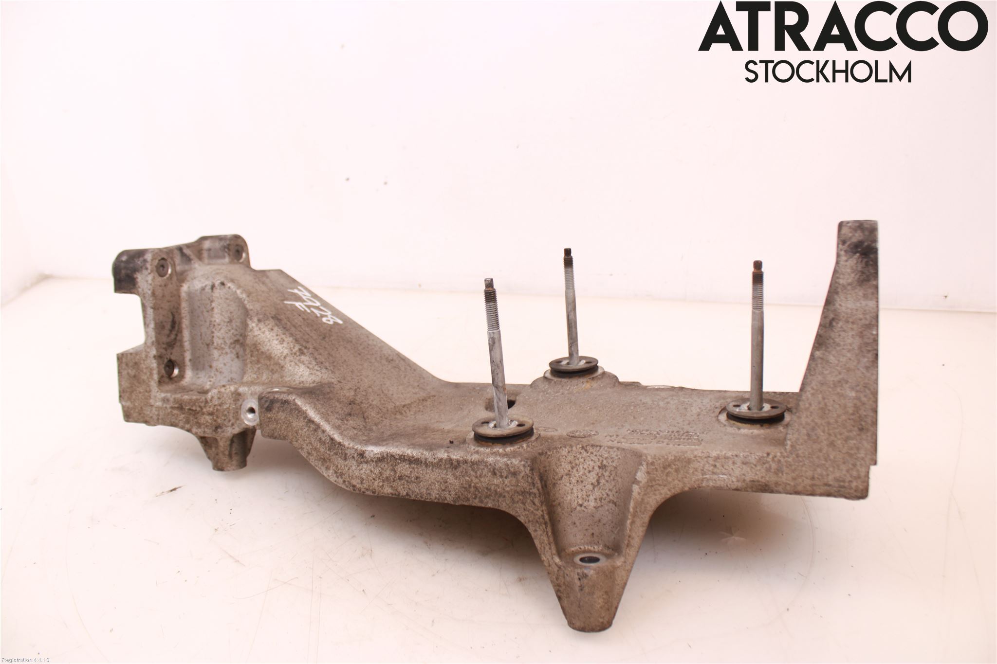 Ford TRANSIT/TOURNEO CUSTOM 13-24 Motorfäste