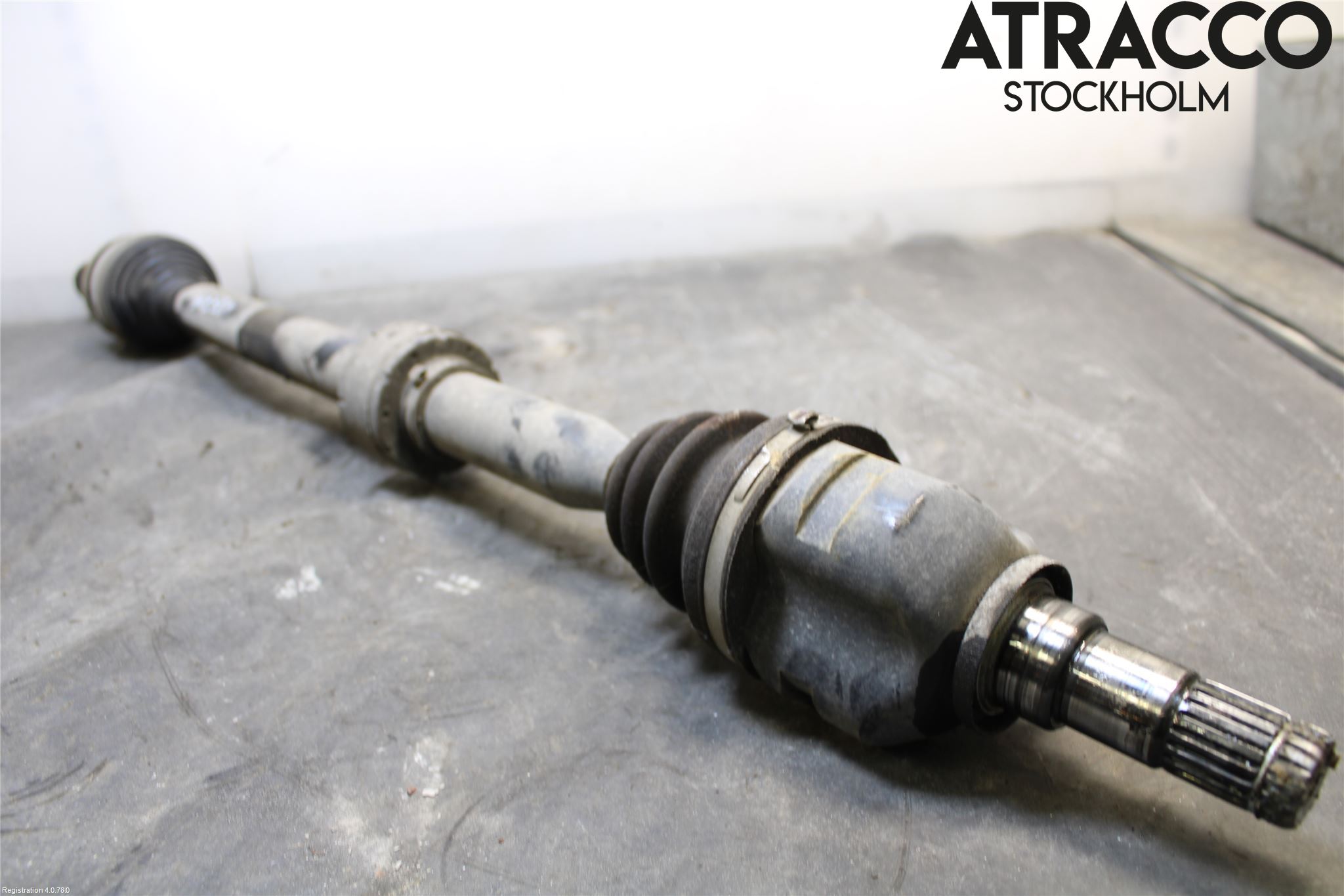 Toyota AURIS 10-12 Drivaxel Fram Höger