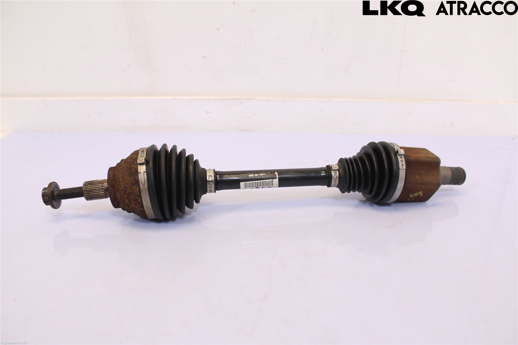 Audi Q3 8U 12-18 Drivaxel Fram Vänster