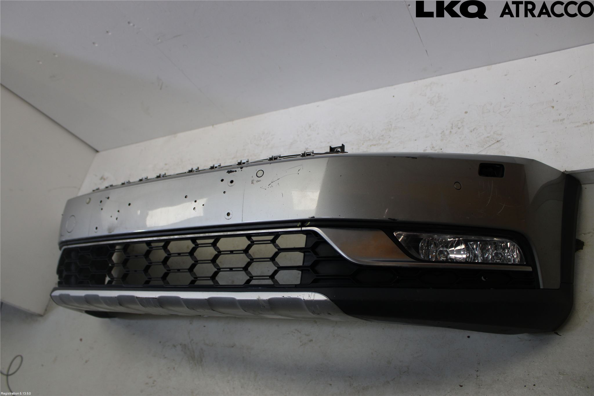 Volkswagen VW PASSAT 11-14 Stötfångare Fram